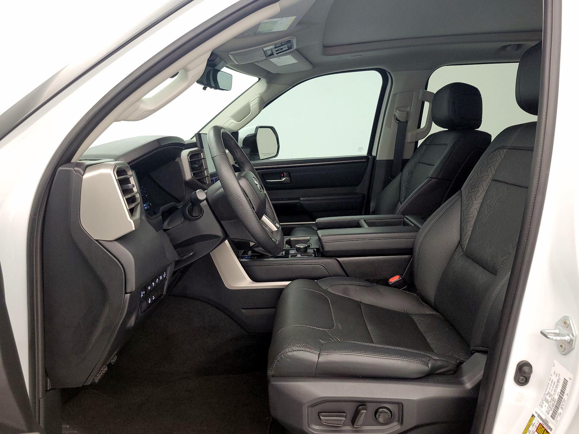 Thumbnail: 2023 Toyota Tundra - 11