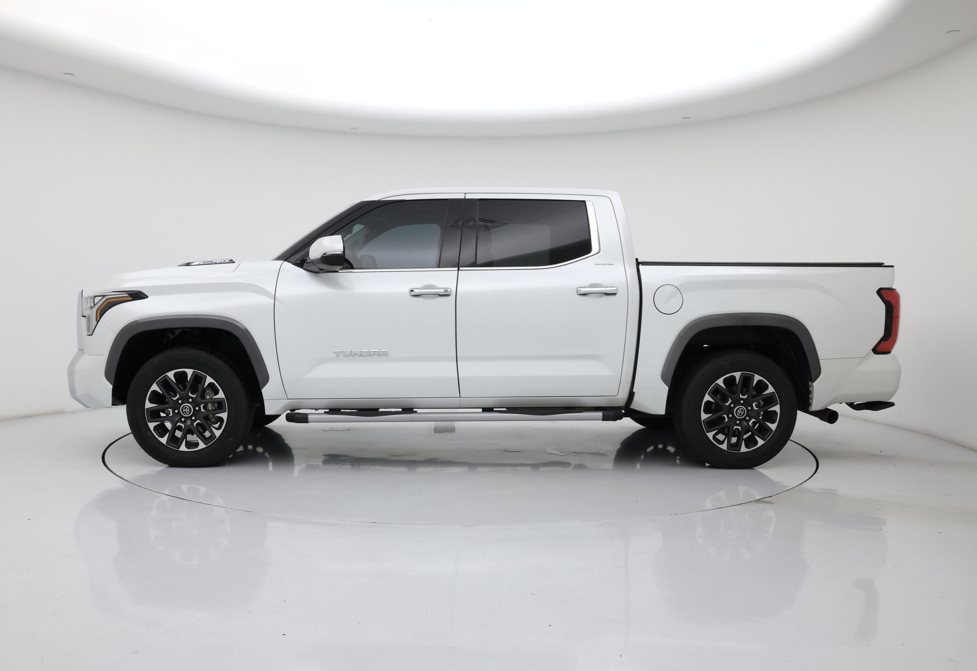 Thumbnail: 2023 Toyota Tundra - 3