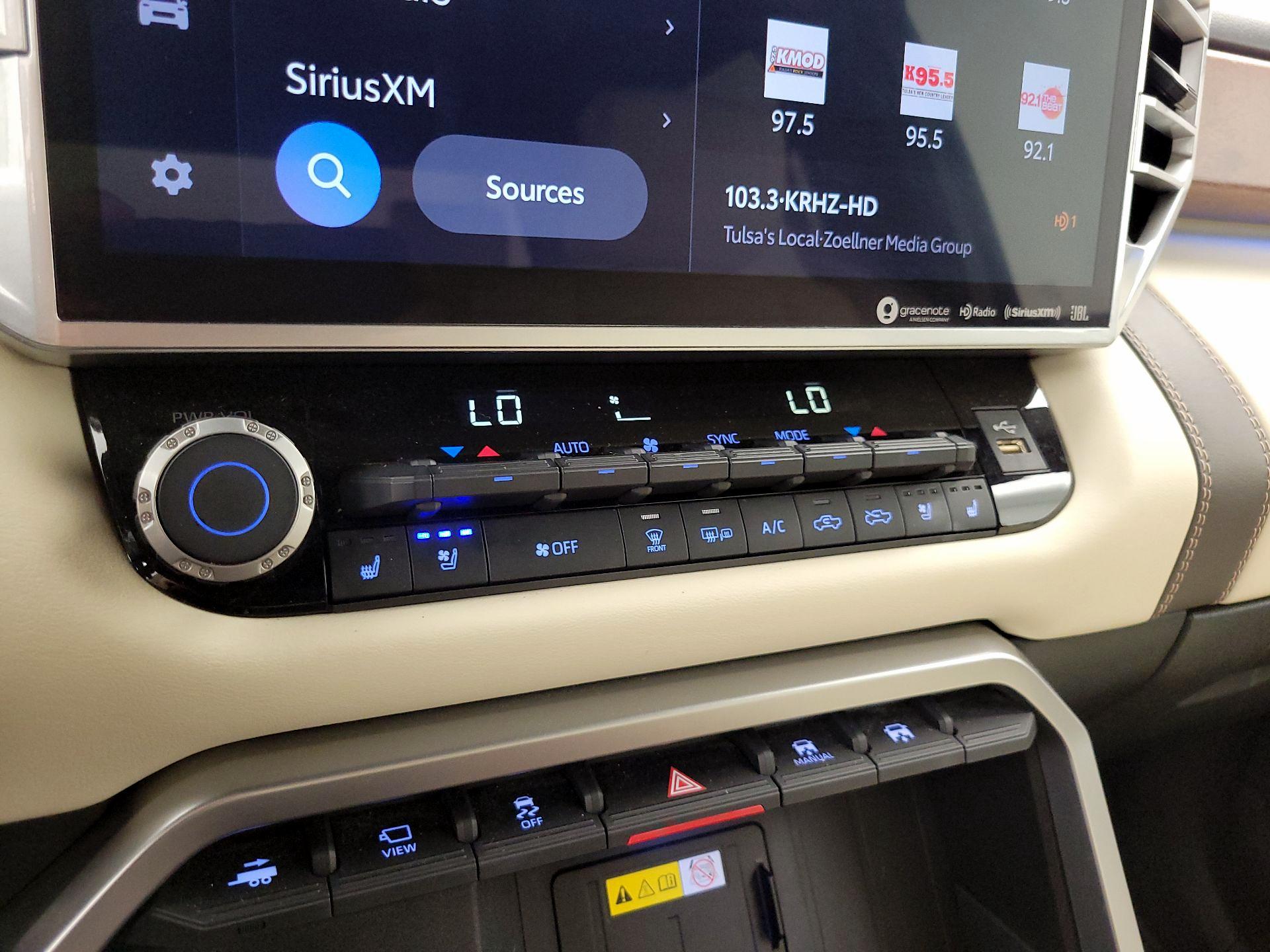 Thumbnail: 2022 Toyota Tundra - 16