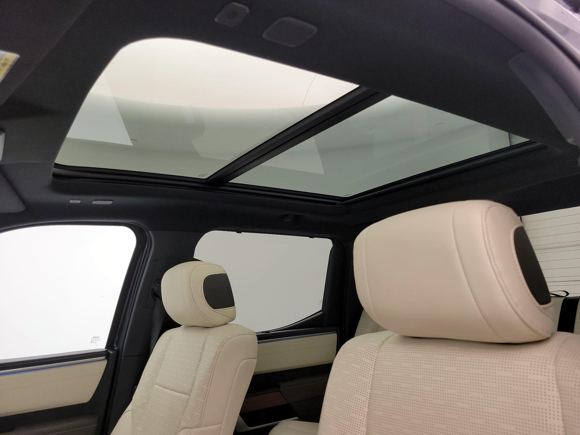 Thumbnail: 2022 Toyota Tundra - 19