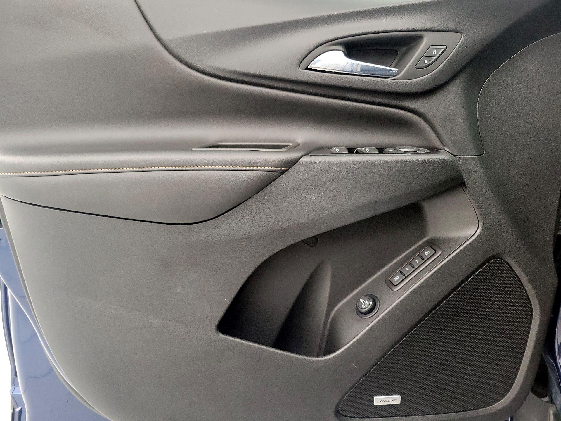 Thumbnail: 2022 Chevrolet Equinox - 12