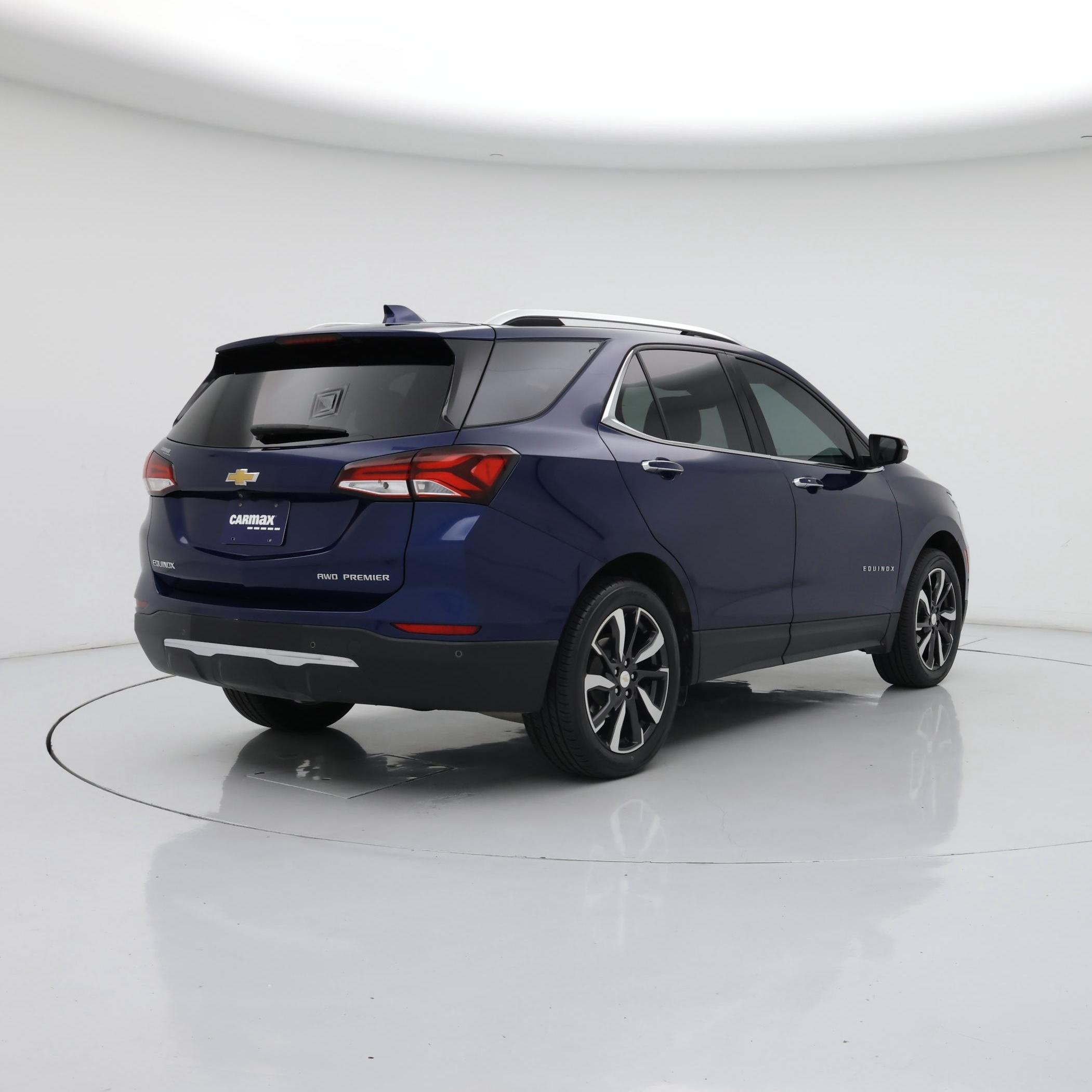 Thumbnail: 2022 Chevrolet Equinox - 8