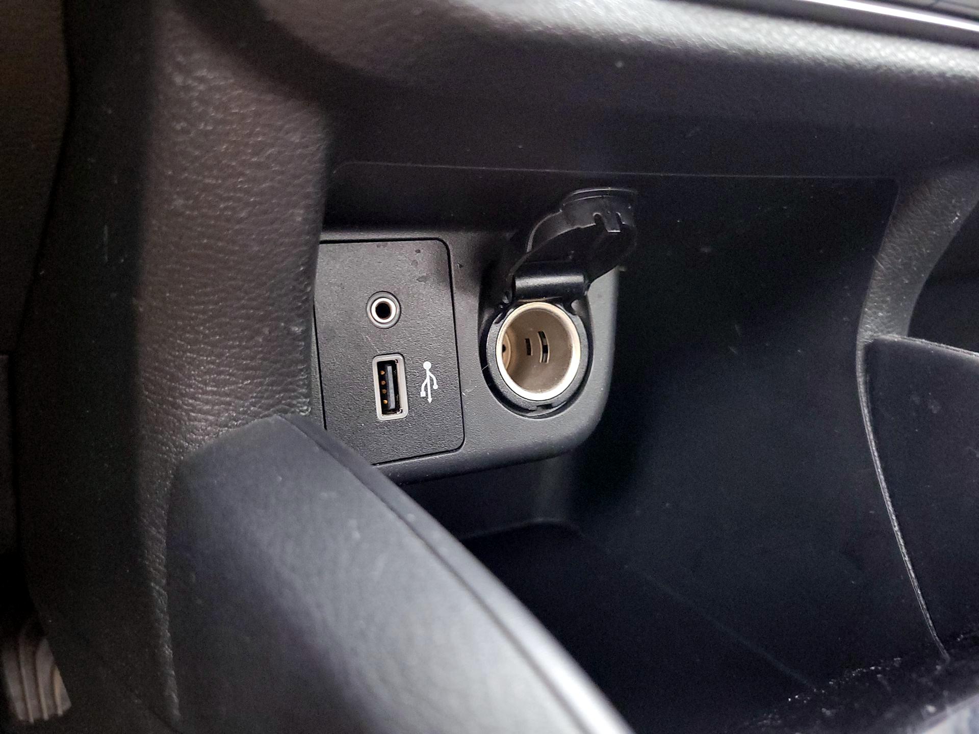 Thumbnail: 2020 Nissan Versa - 18