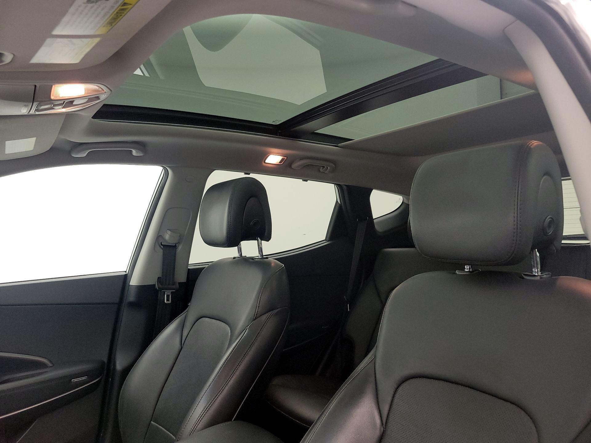 Thumbnail: 2017 Hyundai Santa Fe - 20