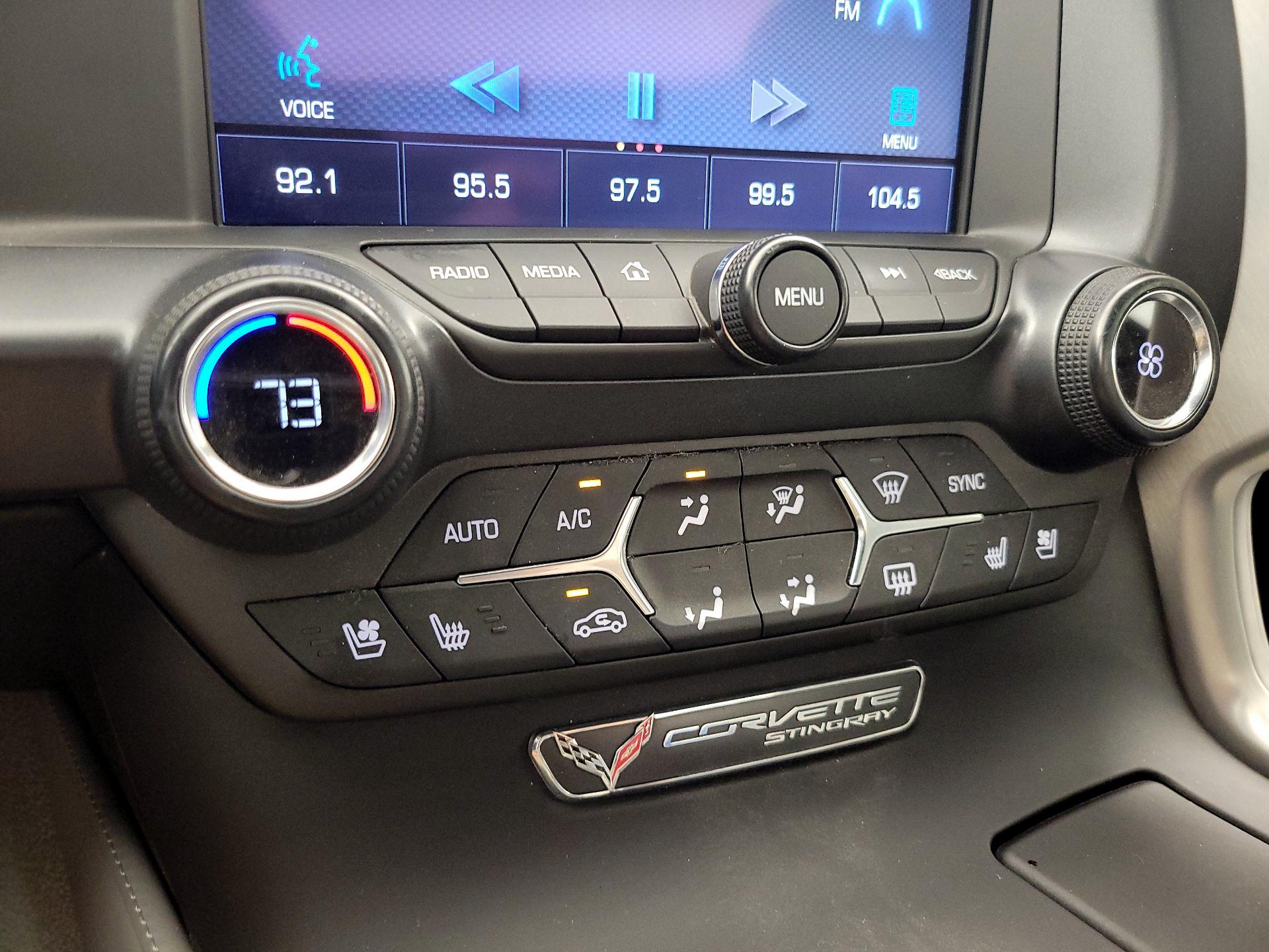 Thumbnail: 2015 Chevrolet Corvette - 17