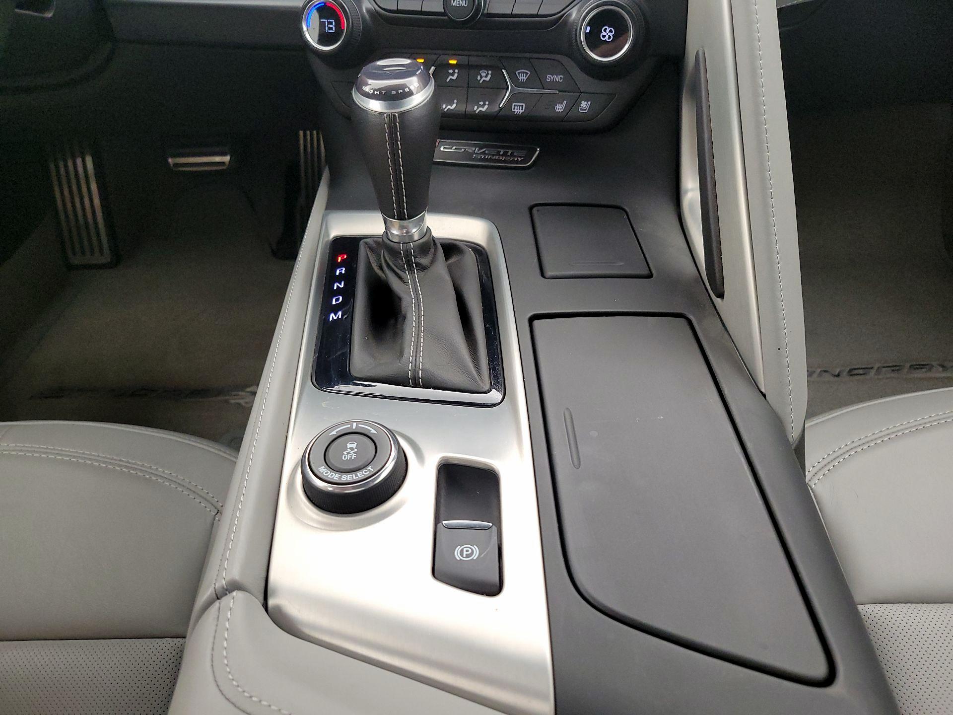 Thumbnail: 2015 Chevrolet Corvette - 18
