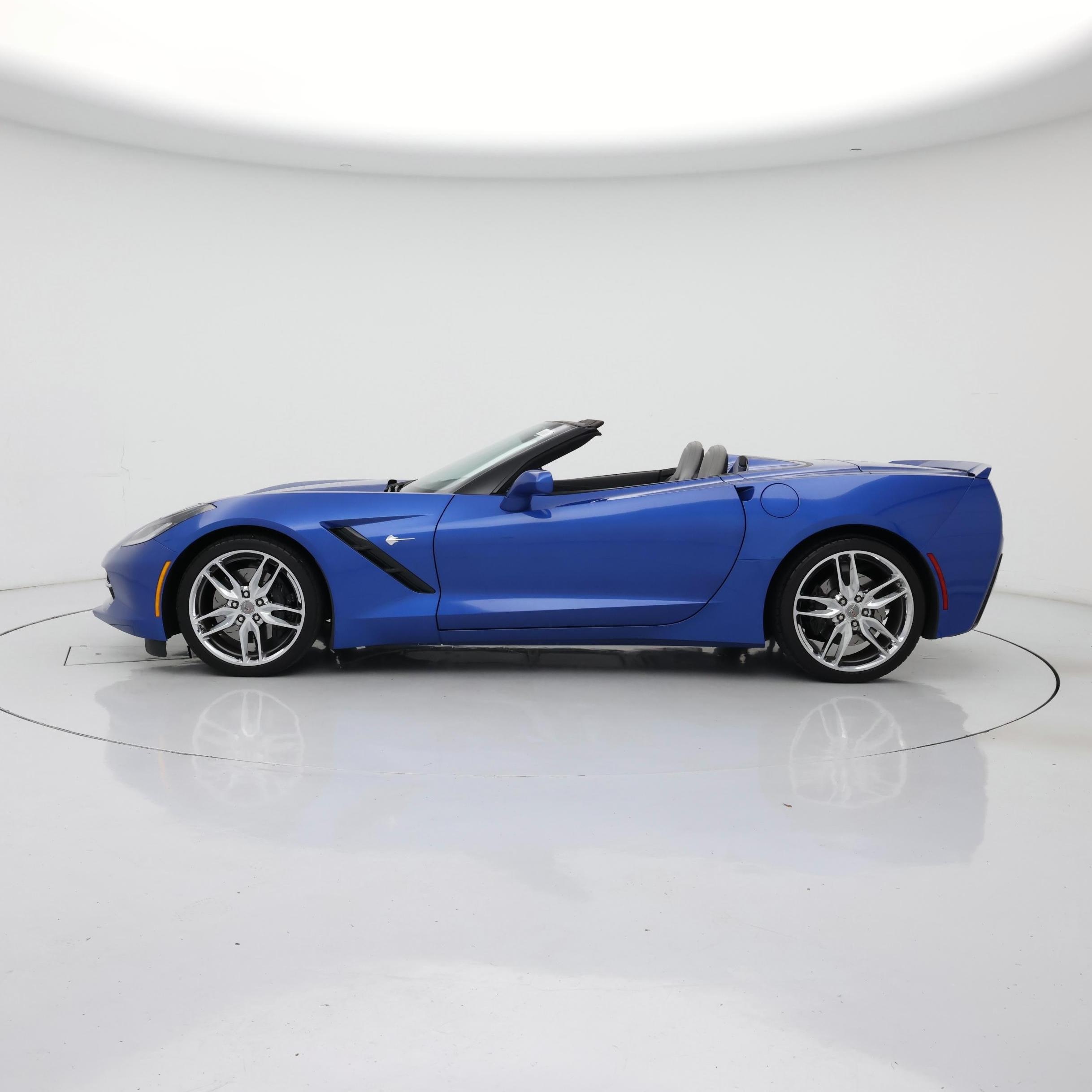 Thumbnail: 2015 Chevrolet Corvette - 3