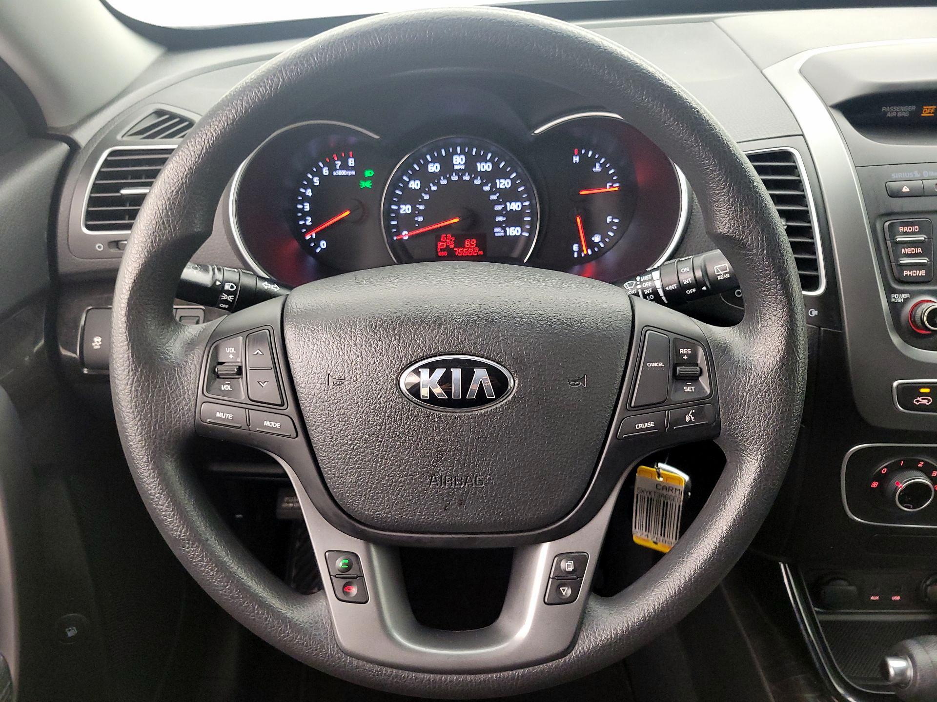 Thumbnail: 2014 Kia Sorento - 10