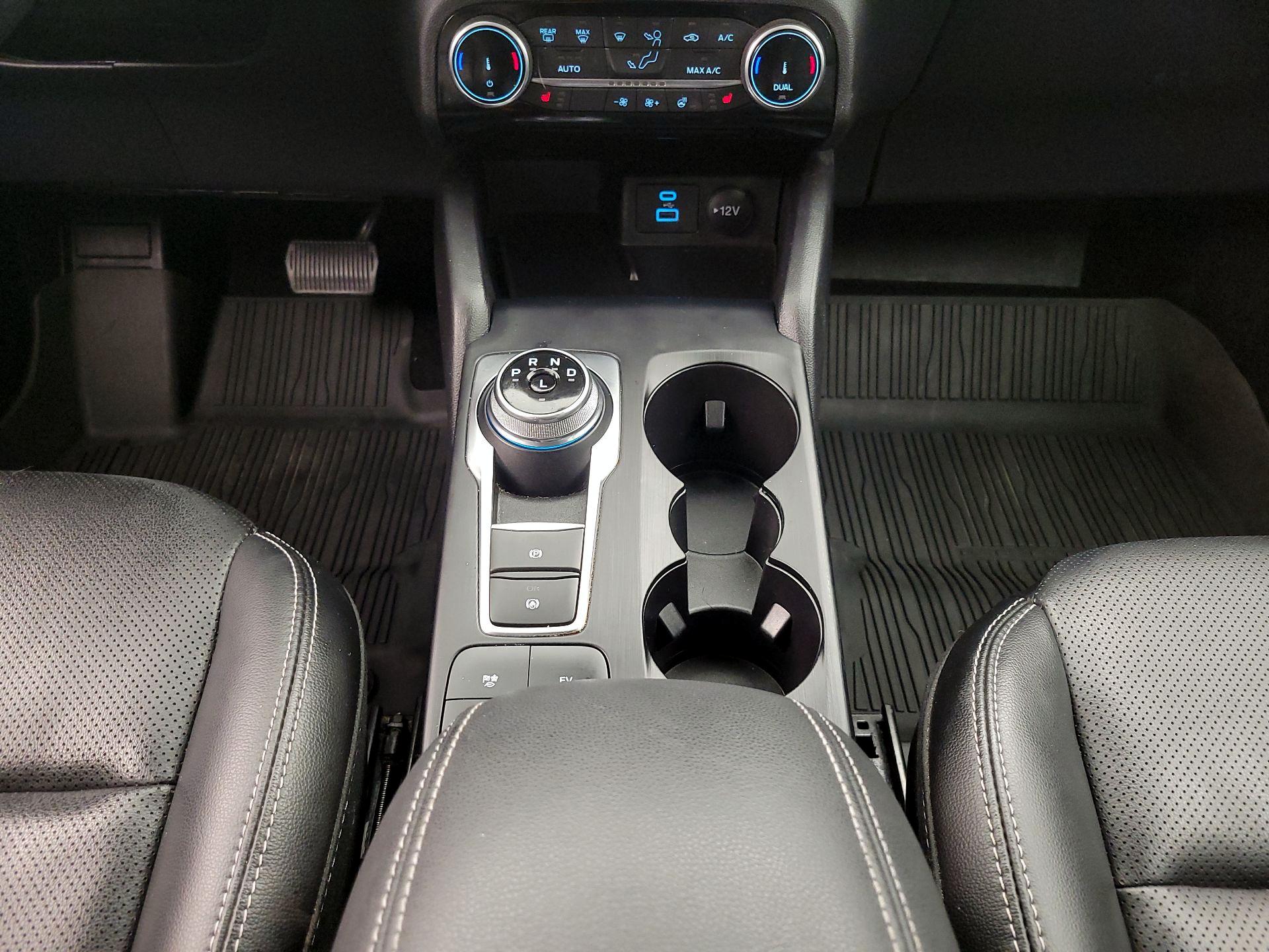 Thumbnail: 2022 Ford Escape - 18