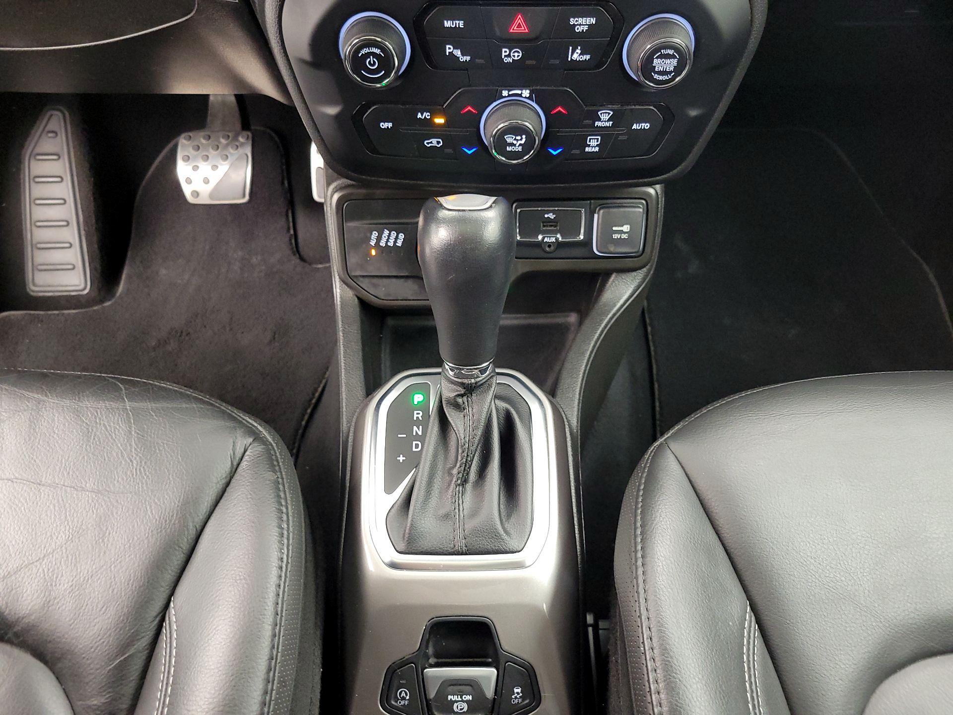 Thumbnail: 2021 Jeep Renegade - 18