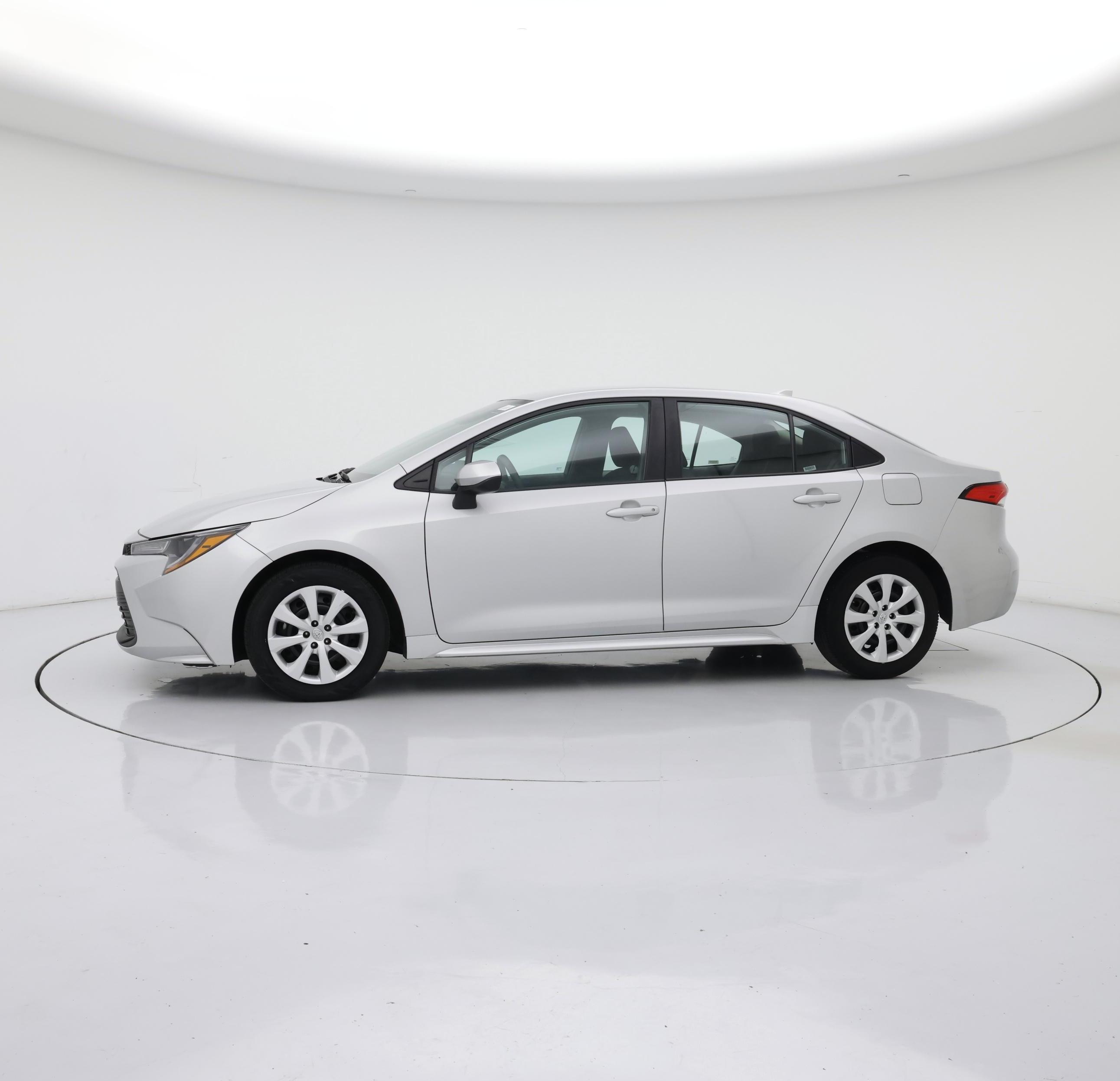 Thumbnail: 2024 Toyota Corolla - 3