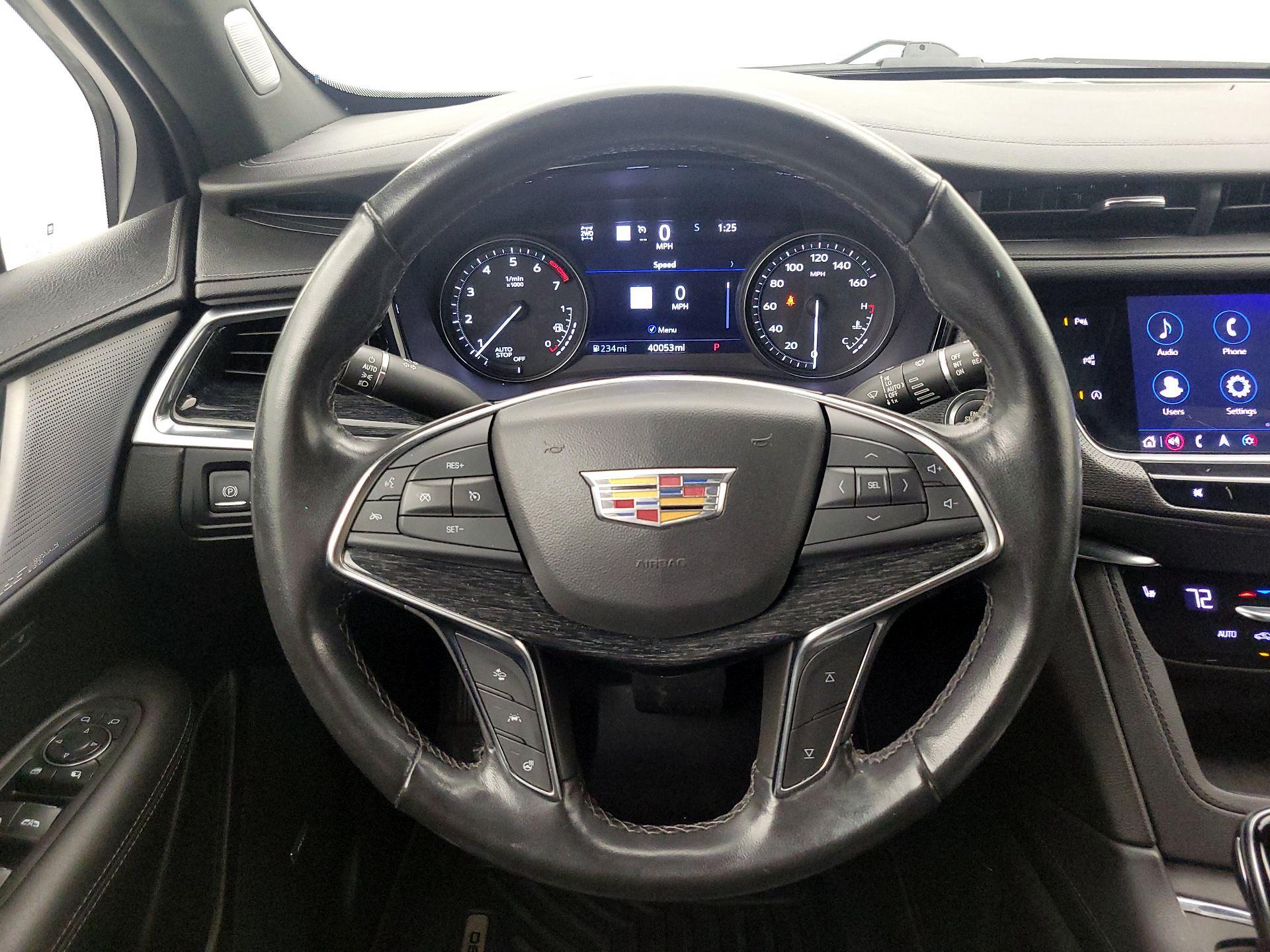 Thumbnail: 2021 Cadillac XT5 - 10