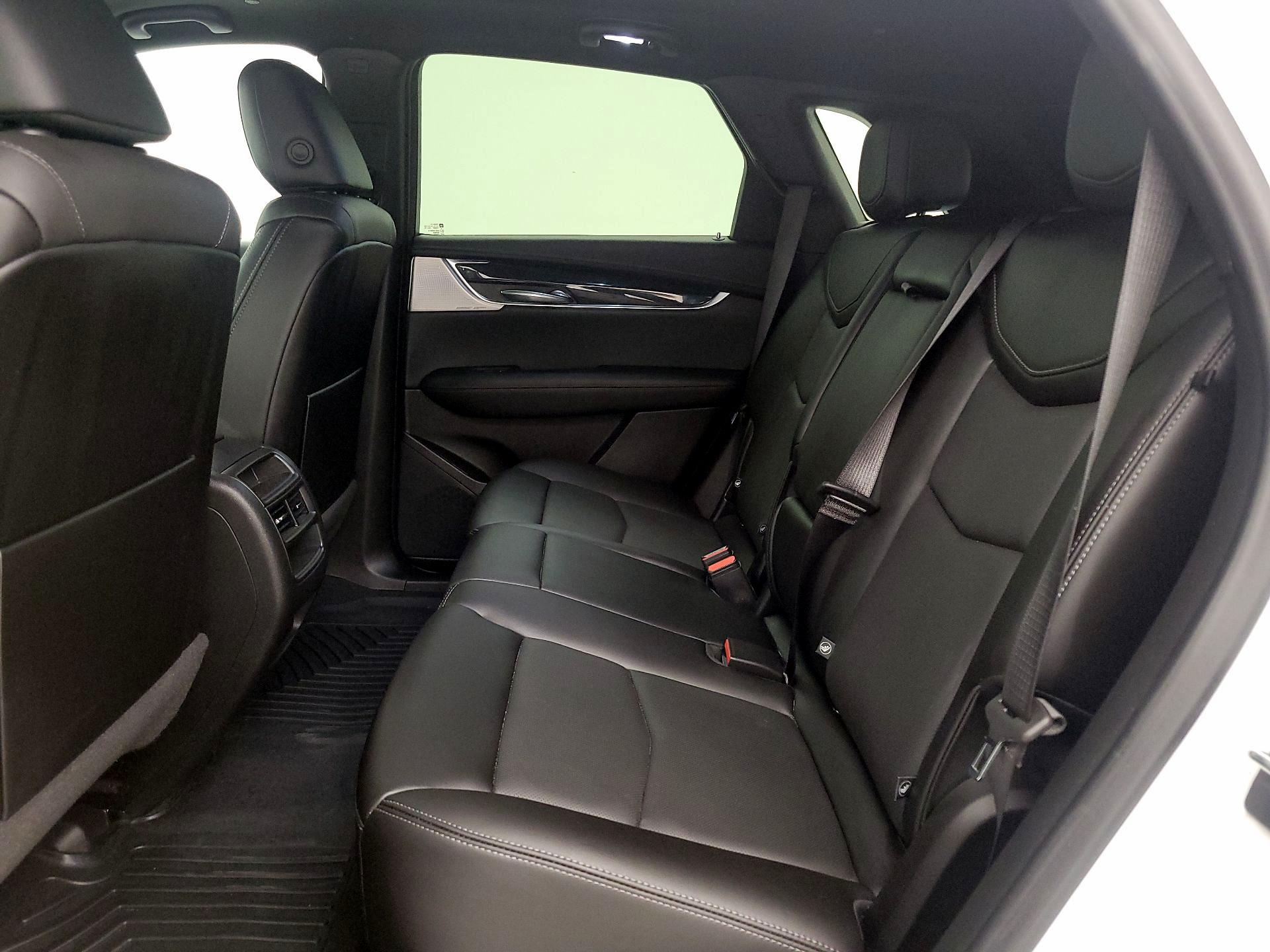 Thumbnail: 2021 Cadillac XT5 - 20