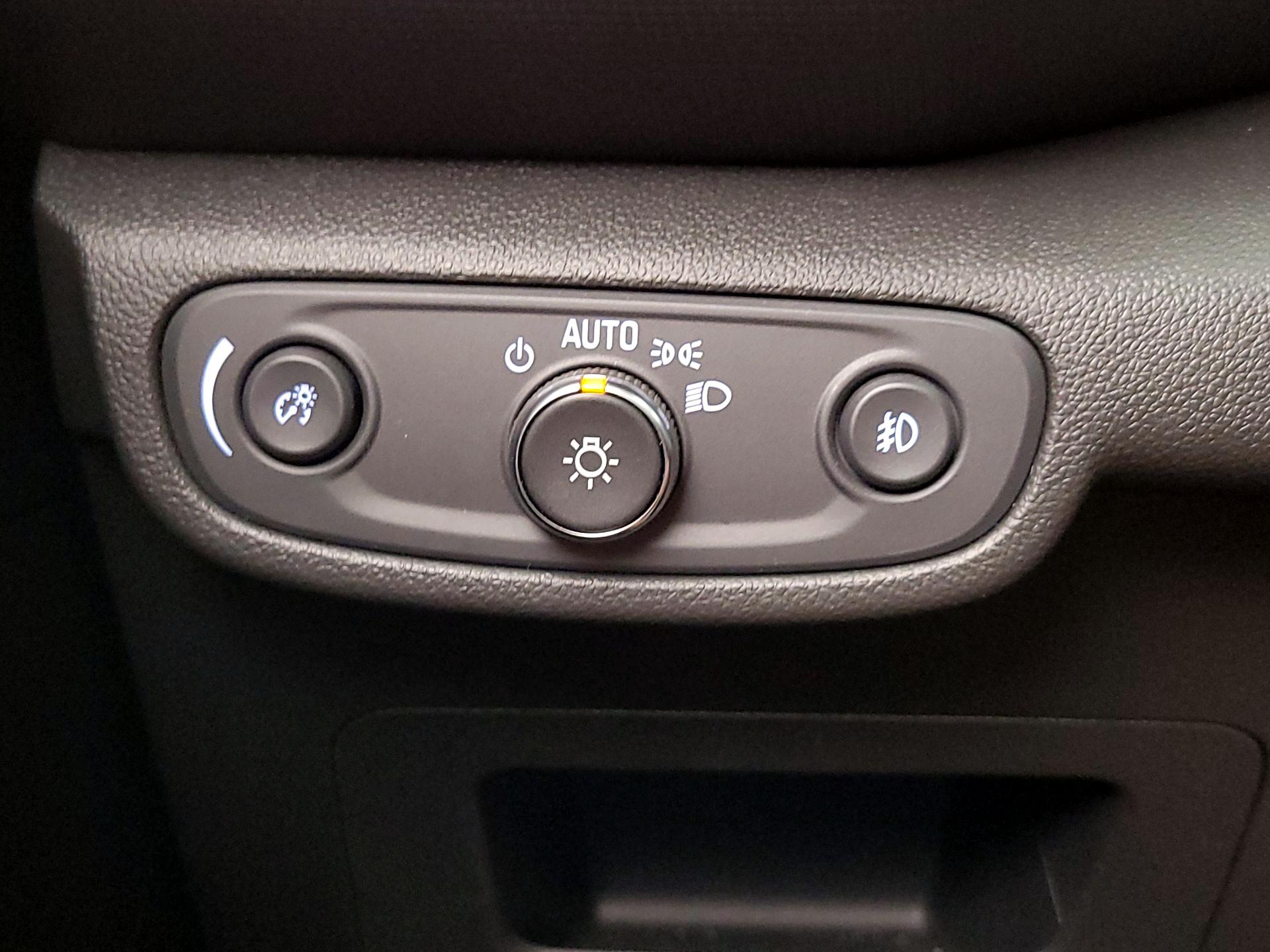 Thumbnail: 2023 Chevrolet TrailBlazer - 13