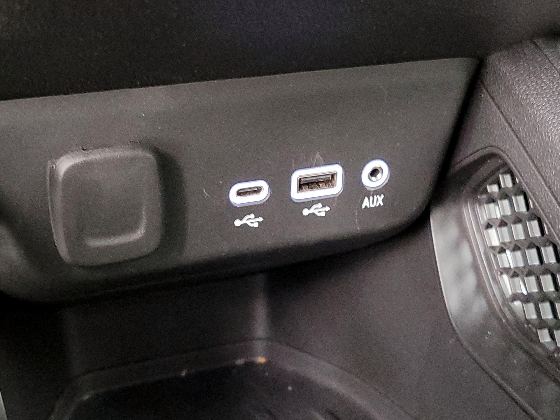 Thumbnail: 2023 Chevrolet TrailBlazer - 18