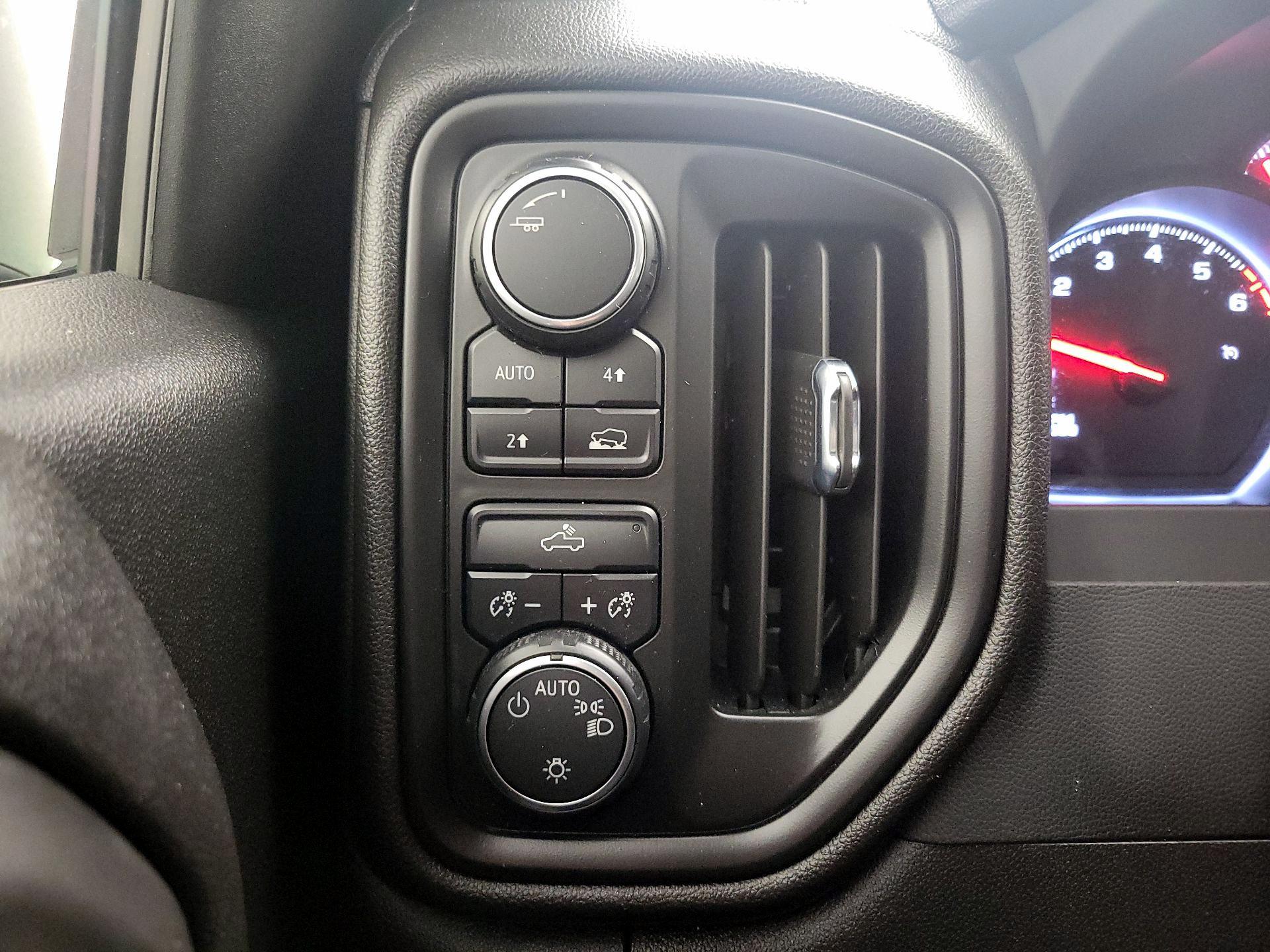 Thumbnail: 2024 Chevrolet Silverado 1500 - 13