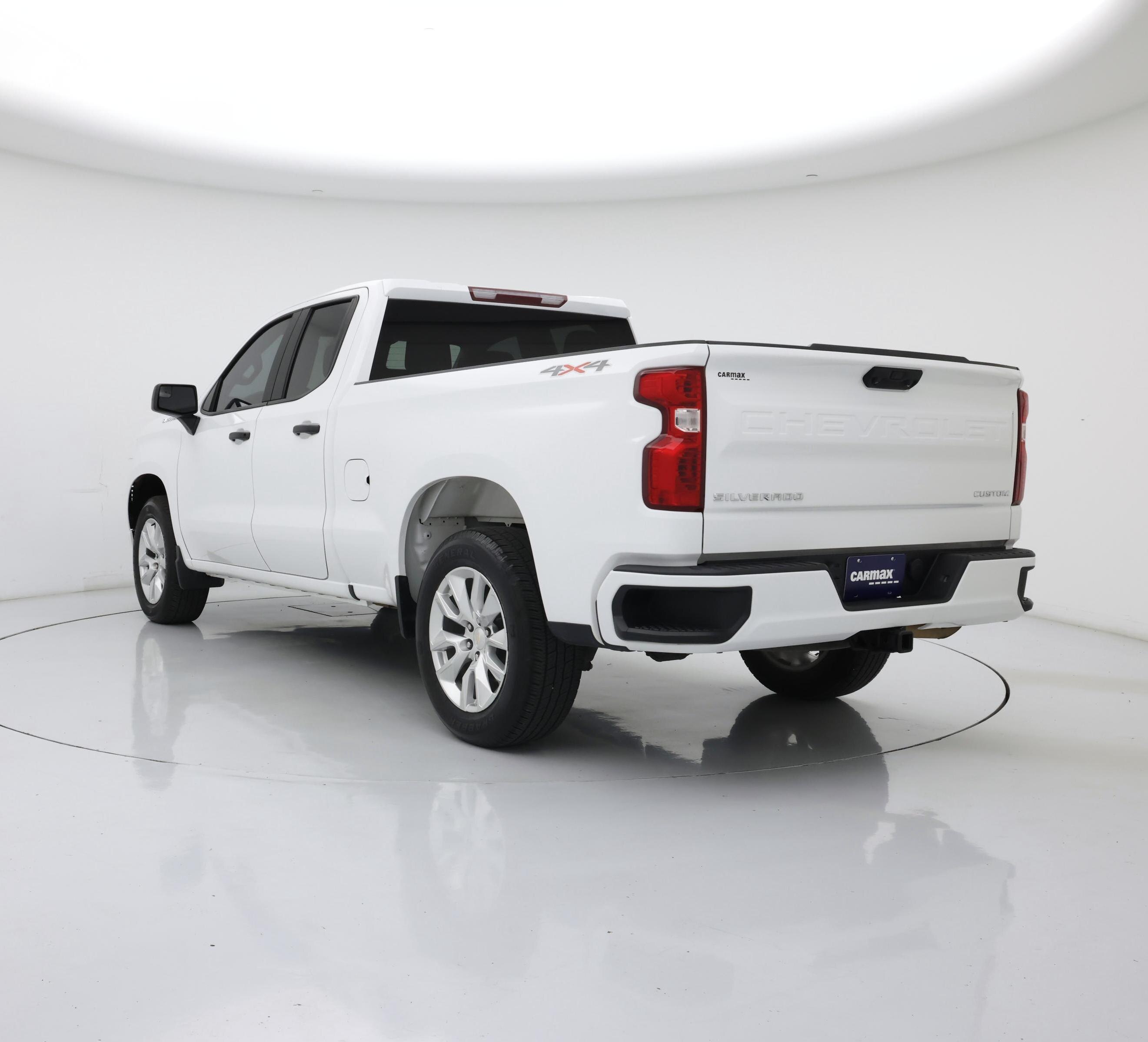 Thumbnail: 2024 Chevrolet Silverado 1500 - 2