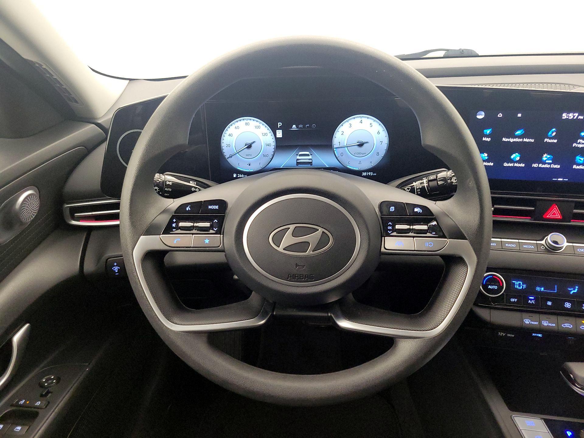 Thumbnail: 2024 Hyundai Elantra - 10