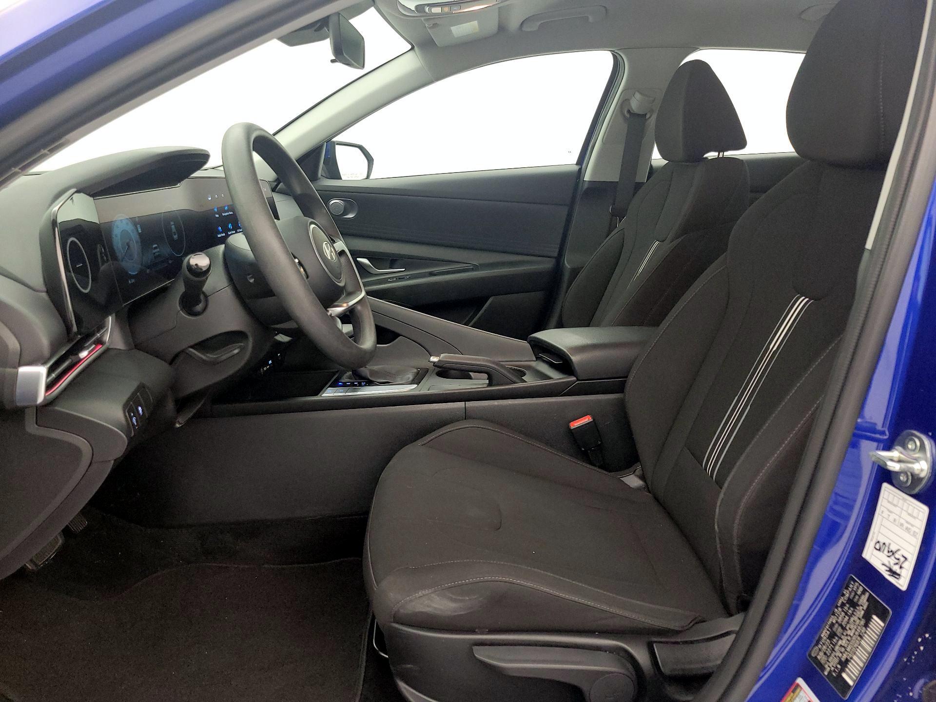 Thumbnail: 2024 Hyundai Elantra - 11