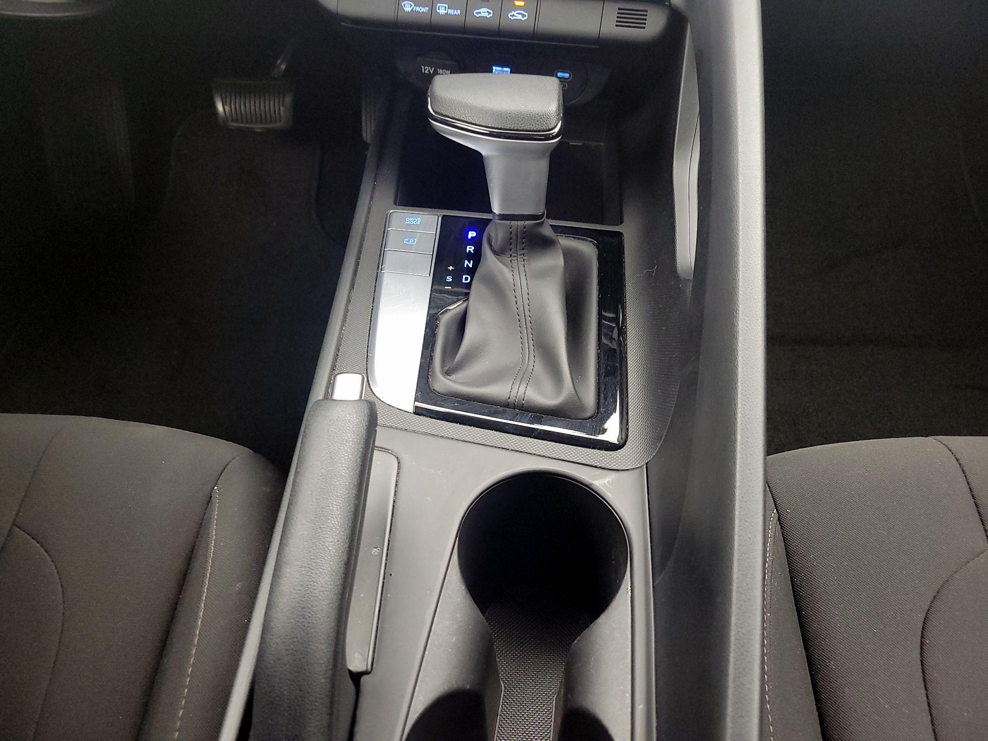 Thumbnail: 2024 Hyundai Elantra - 18