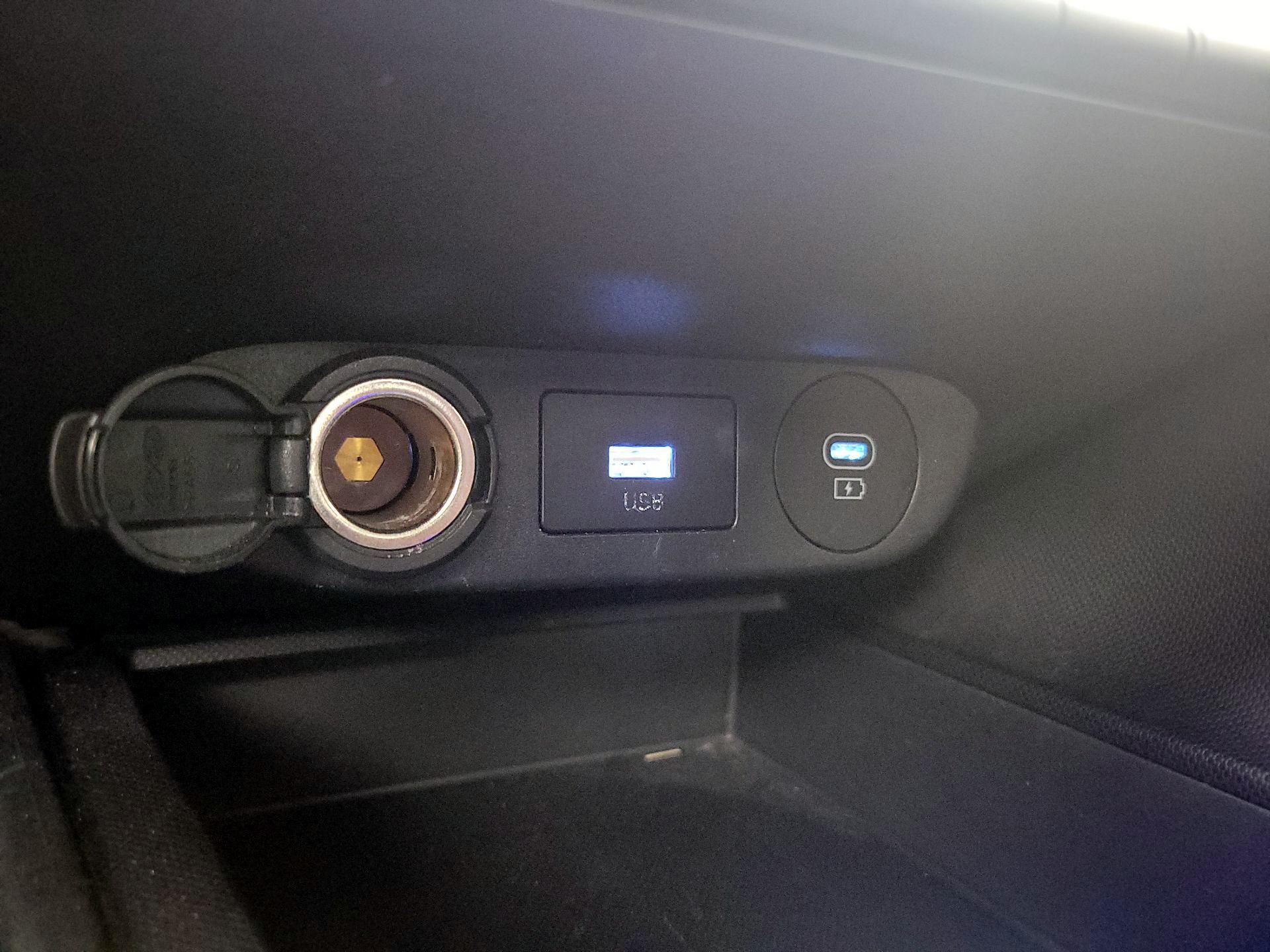 Thumbnail: 2024 Hyundai Elantra - 19