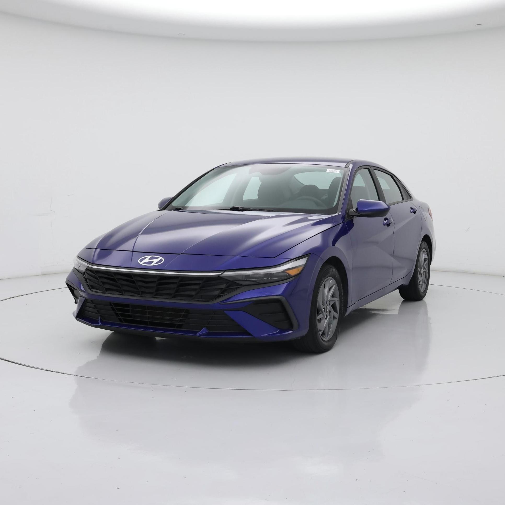 Thumbnail: 2024 Hyundai Elantra - 4