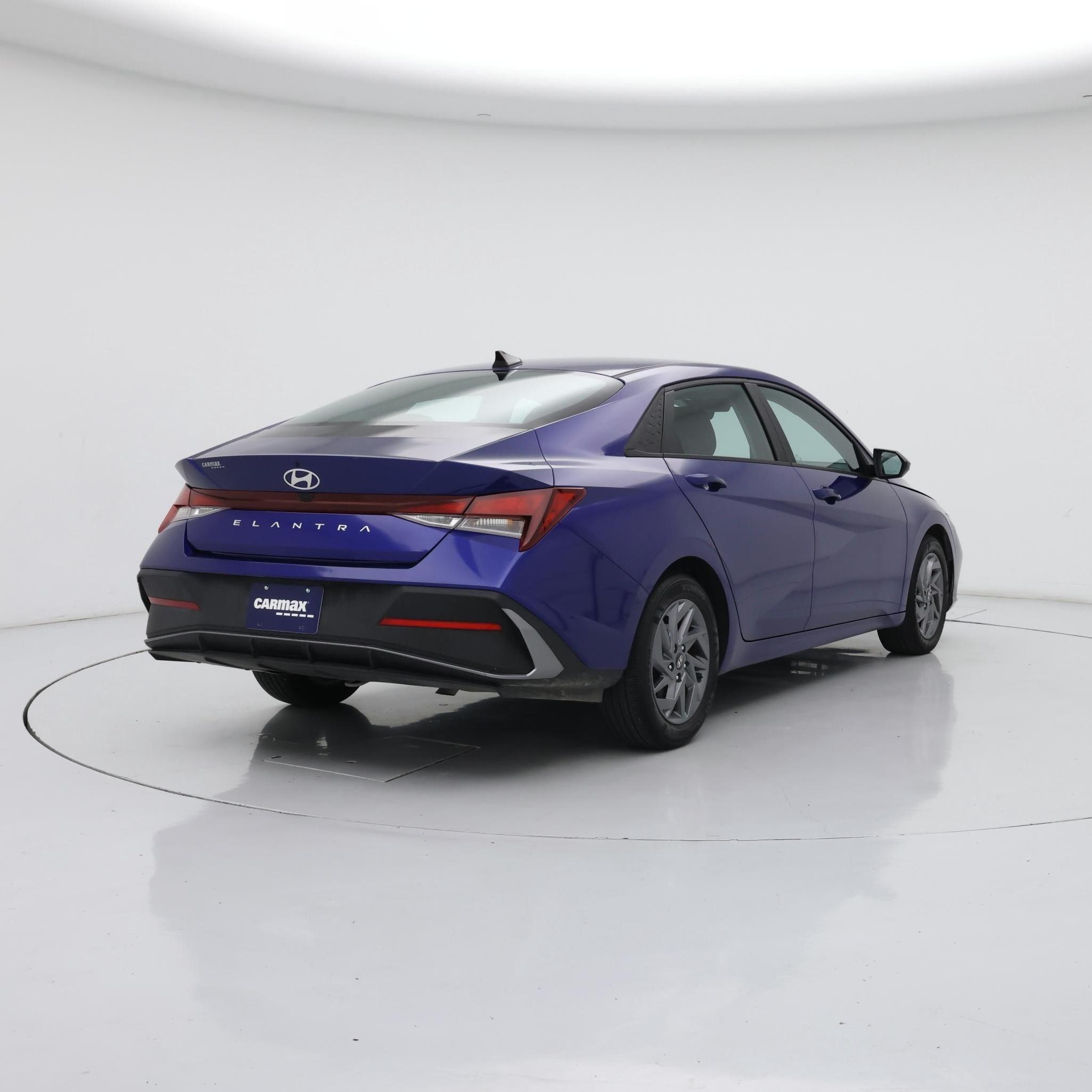 Thumbnail: 2024 Hyundai Elantra - 8