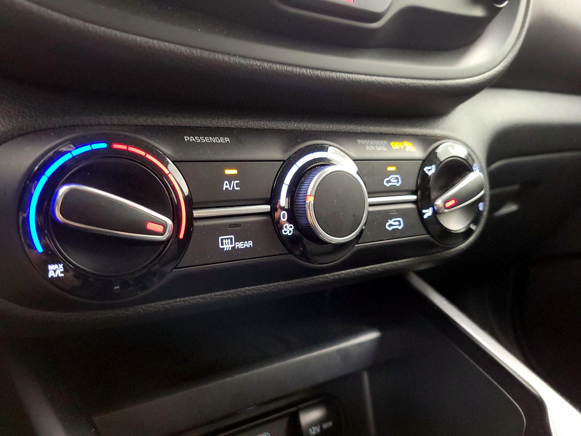 Thumbnail: 2024 Kia Soul - 16