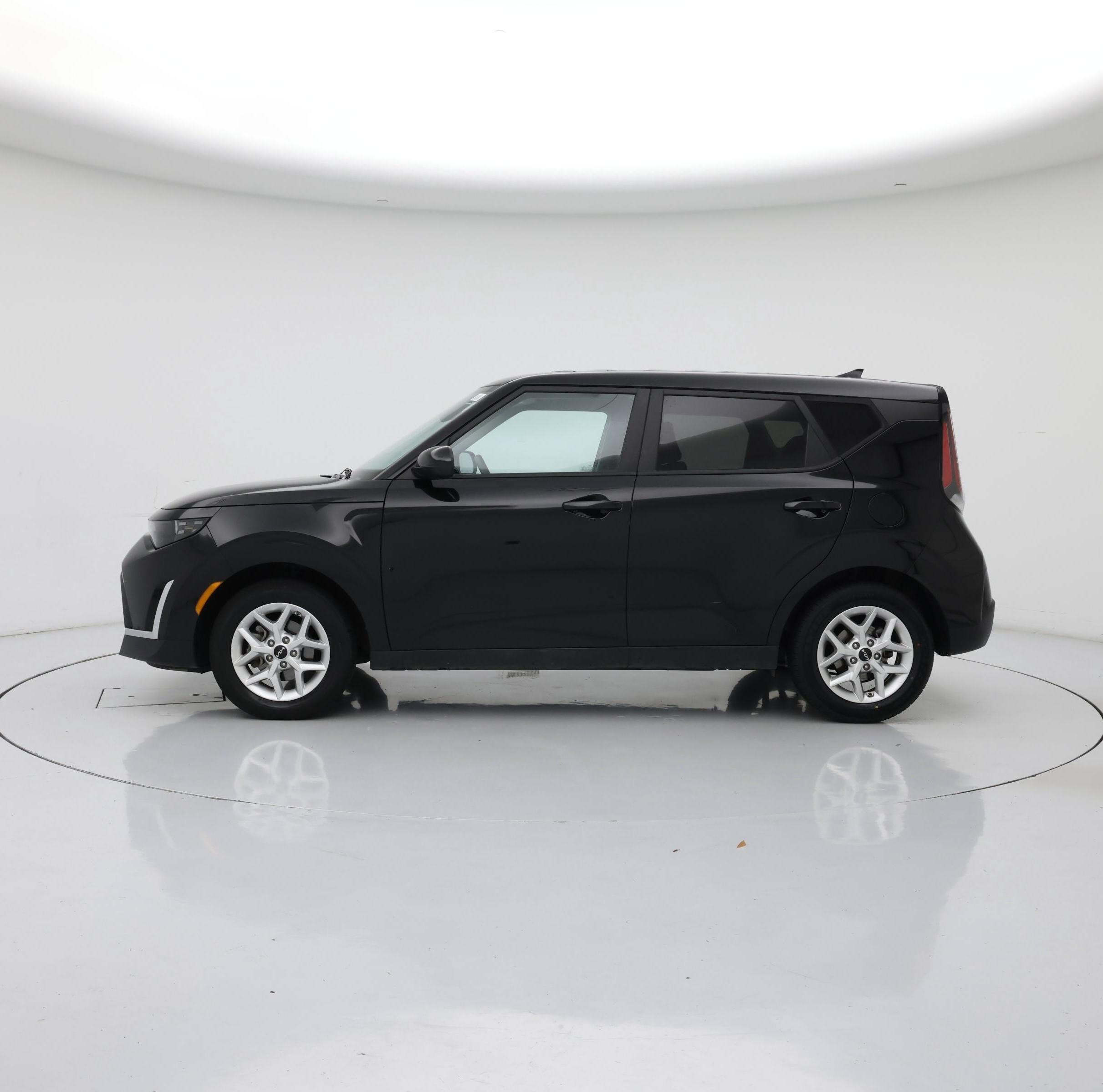 Thumbnail: 2024 Kia Soul - 3