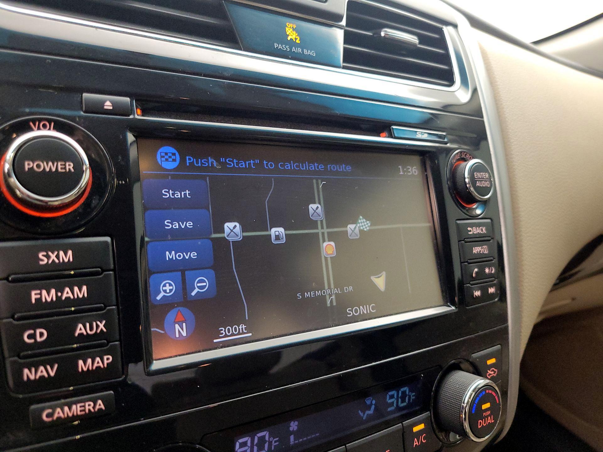 Thumbnail: 2015 Nissan Altima - 14