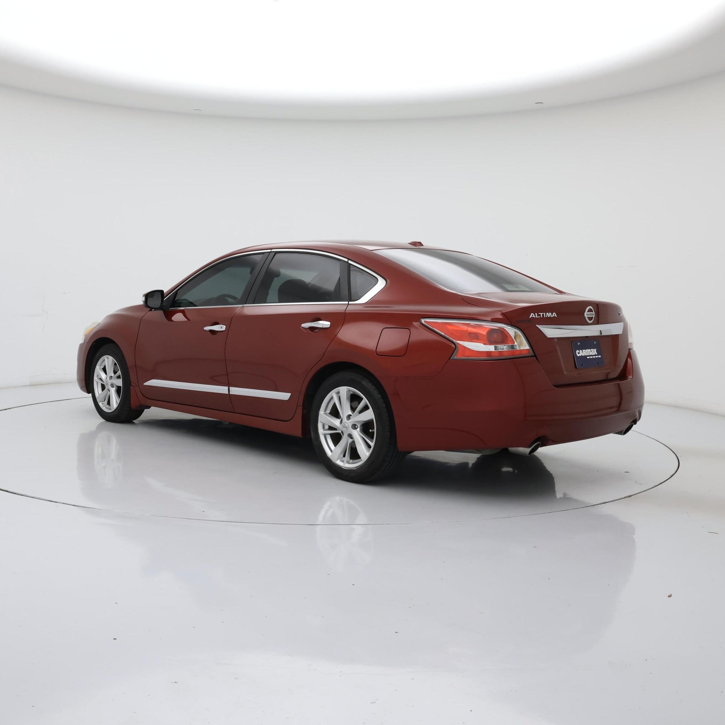 Thumbnail: 2015 Nissan Altima - 2