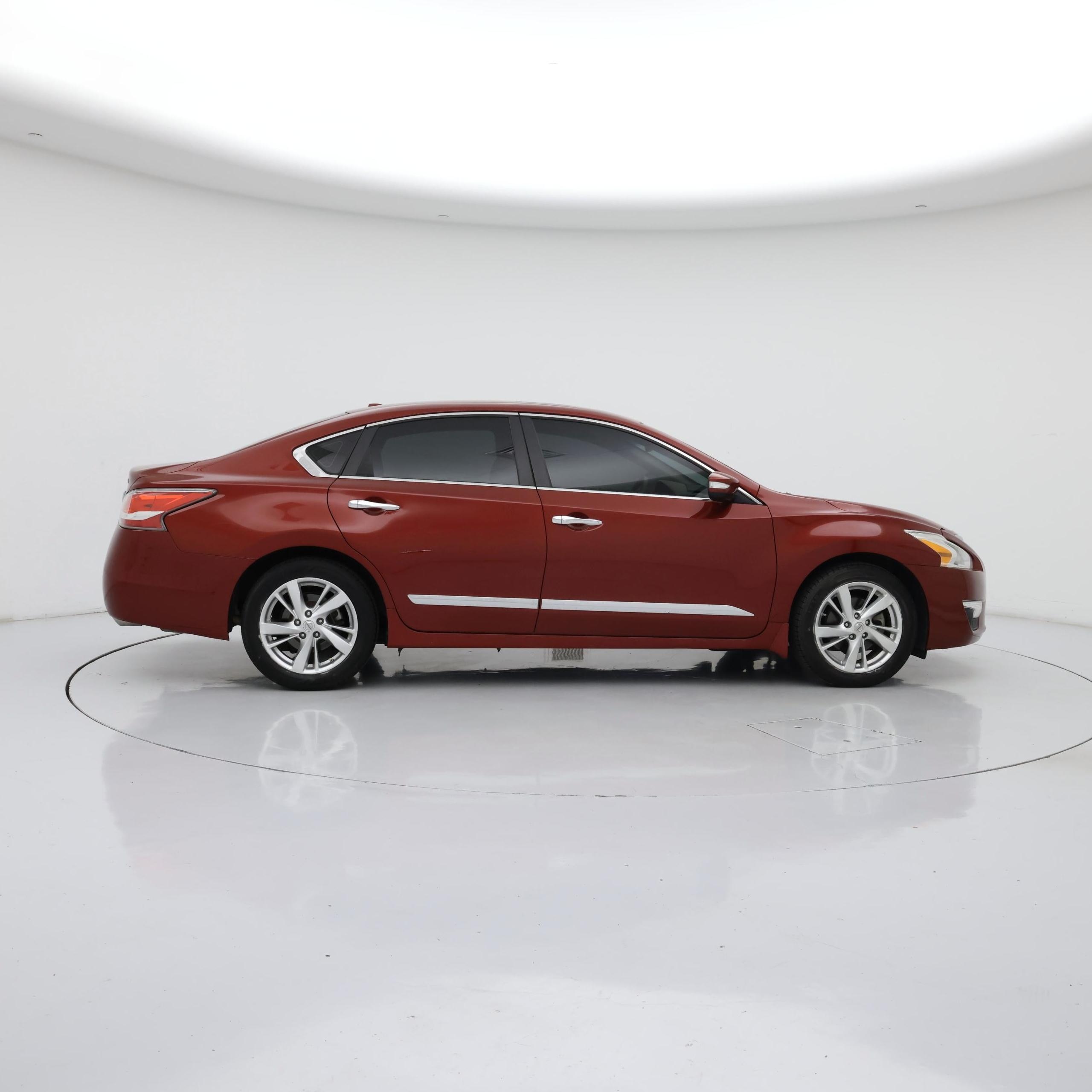 Thumbnail: 2015 Nissan Altima - 7