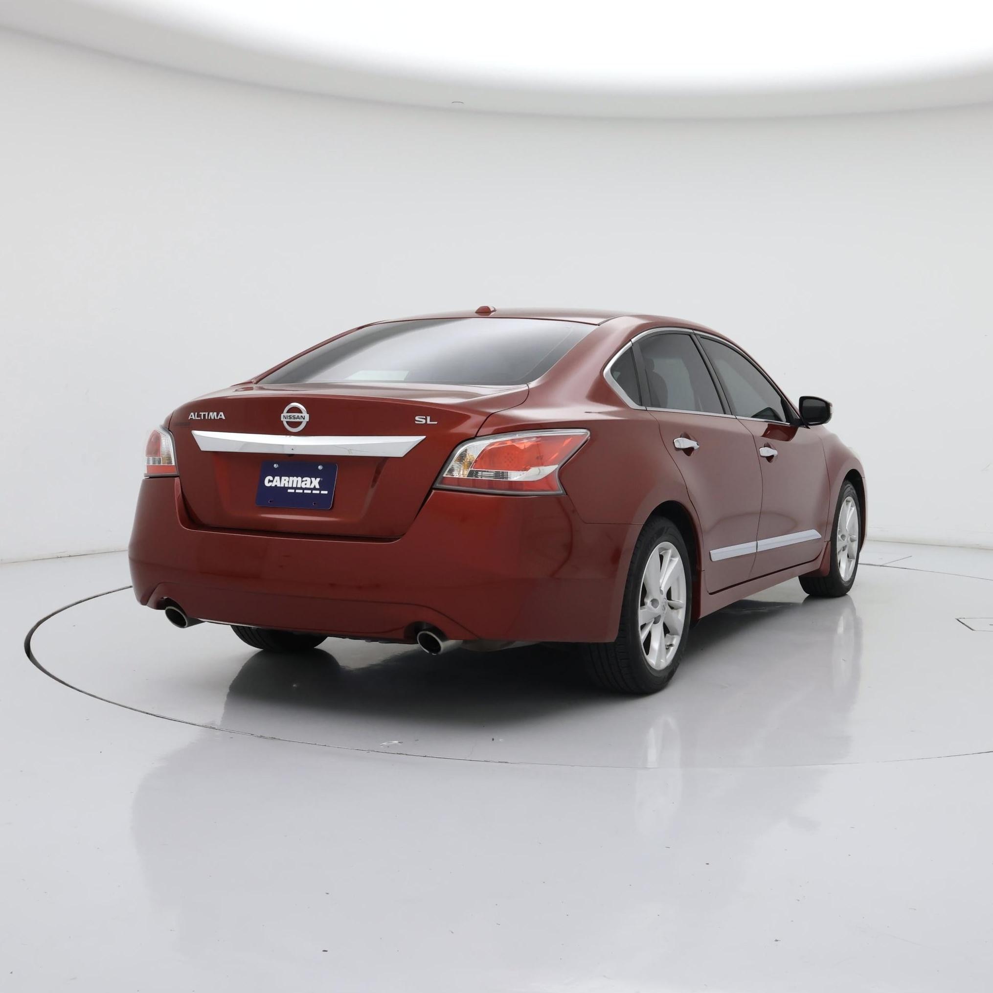 Thumbnail: 2015 Nissan Altima - 8
