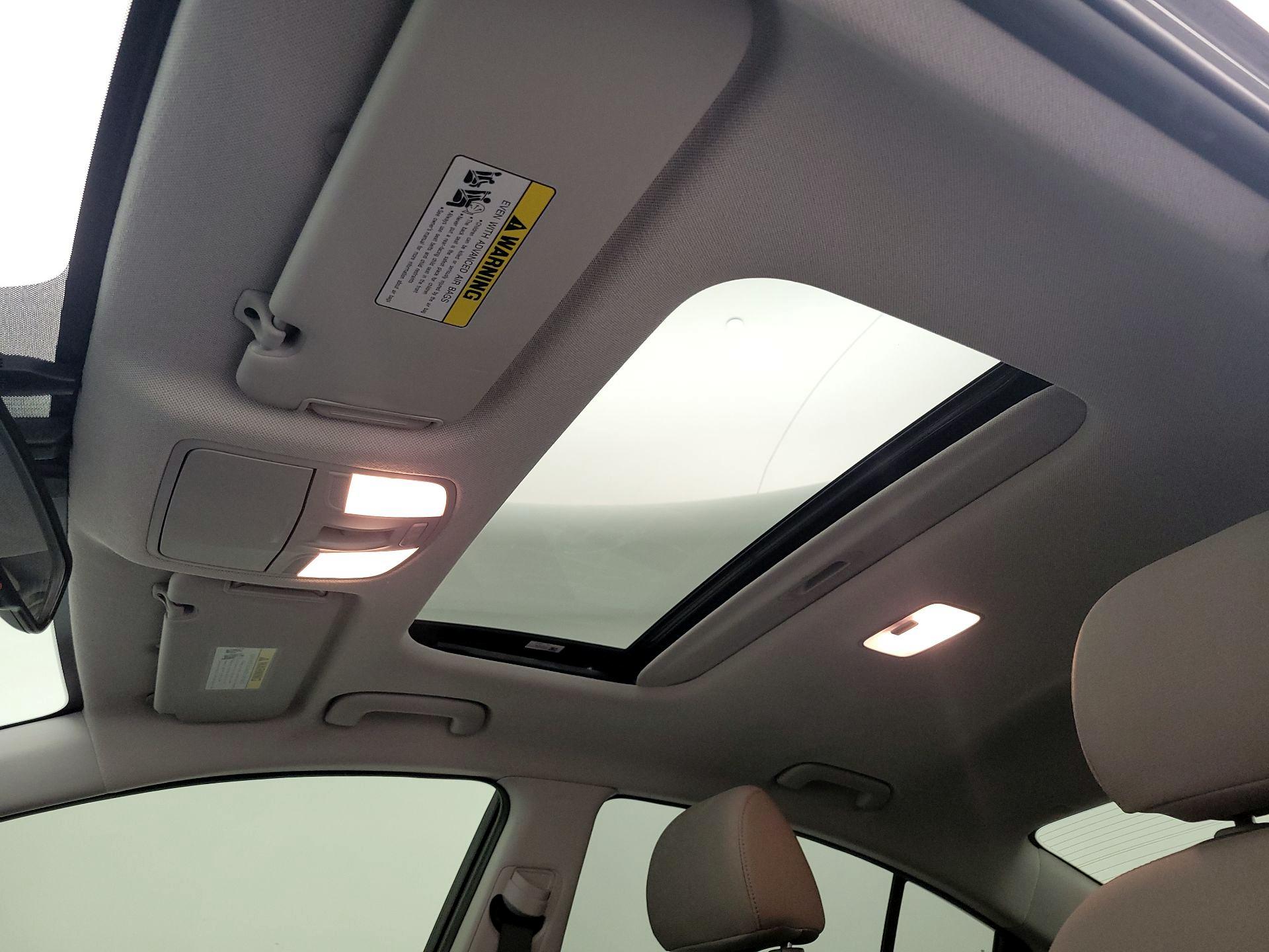 Thumbnail: 2020 Hyundai Elantra - 19