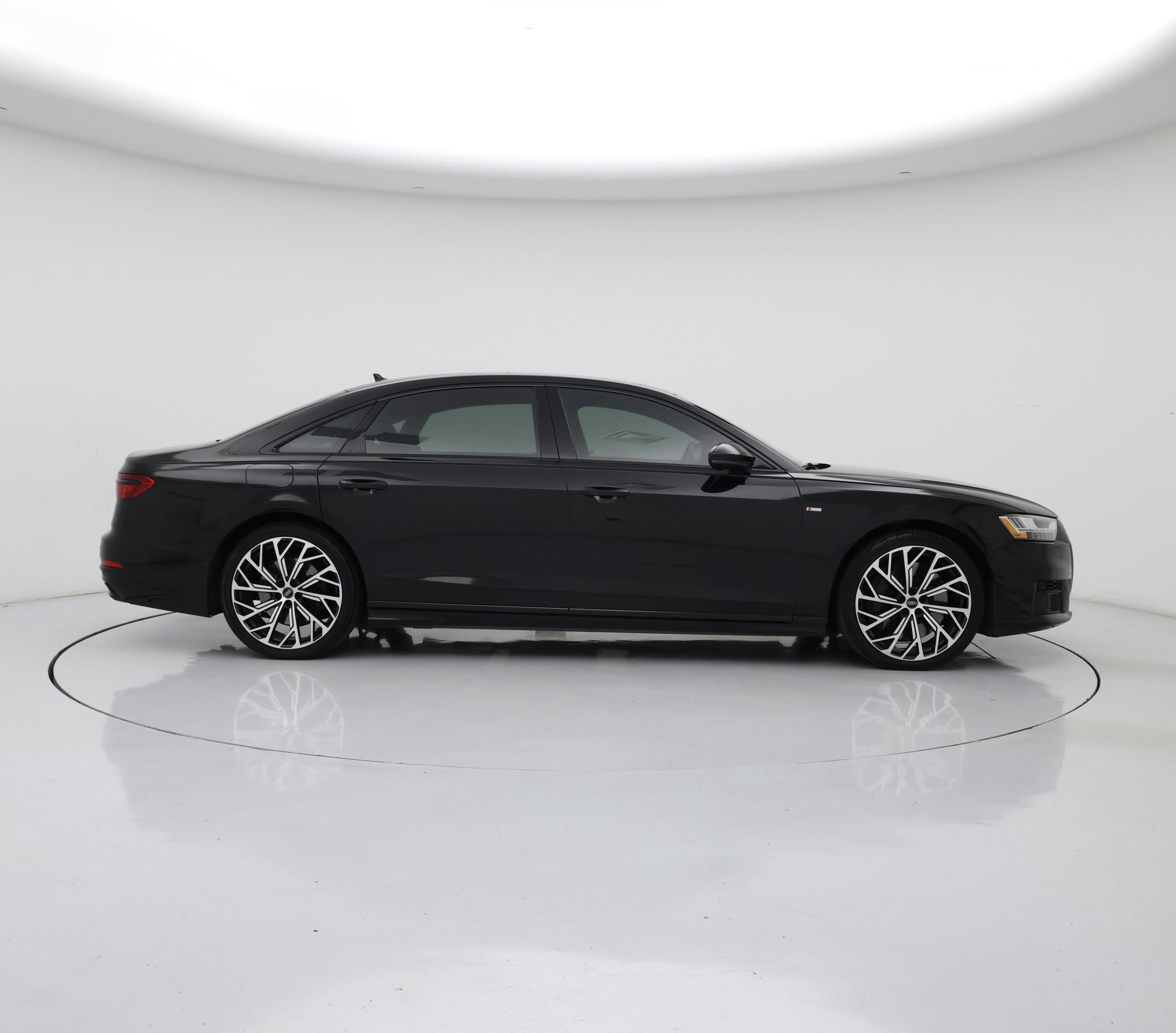 Thumbnail: 2021 Audi A8 - 7