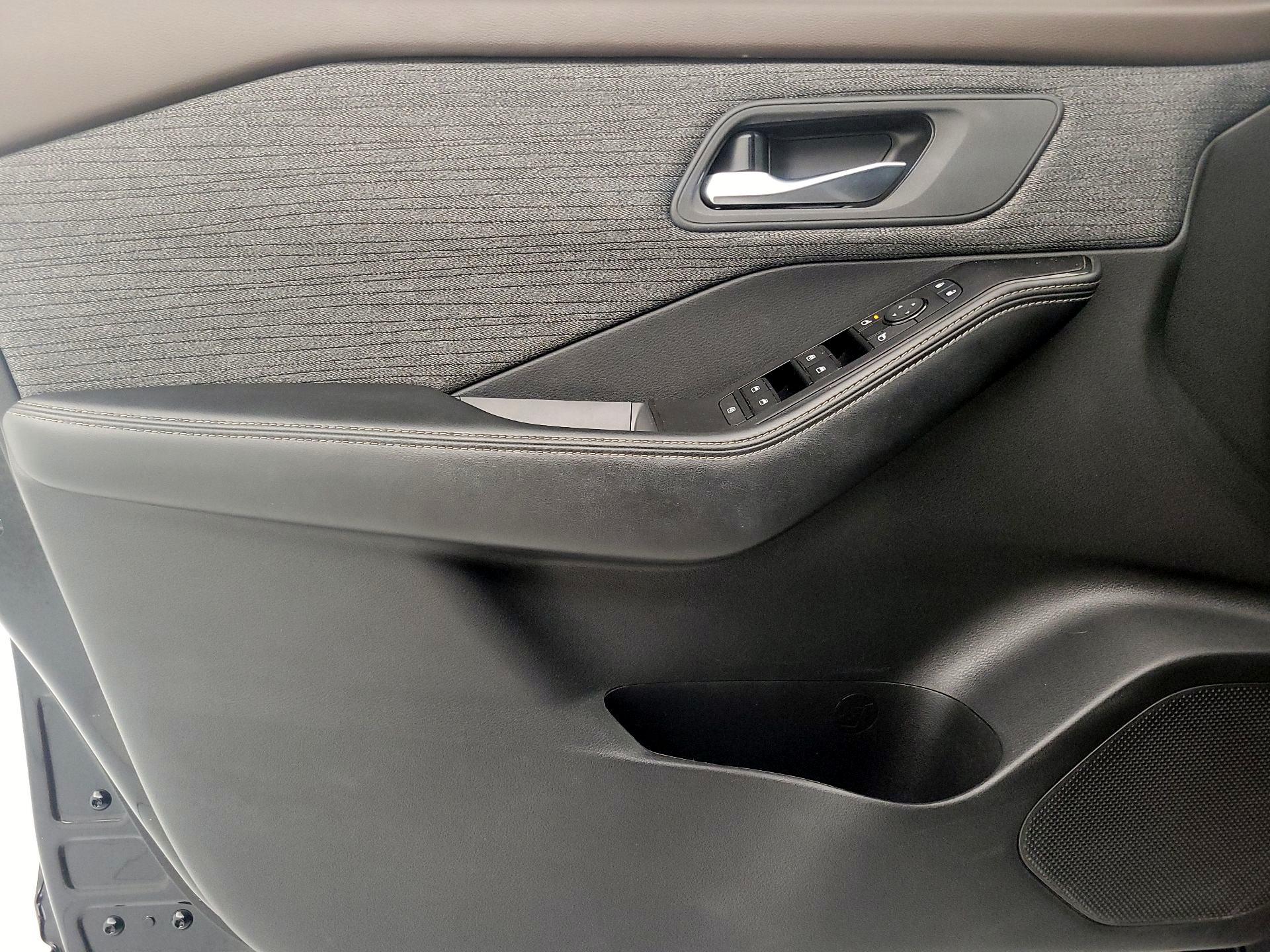 Thumbnail: 2022 Nissan Rogue - 12