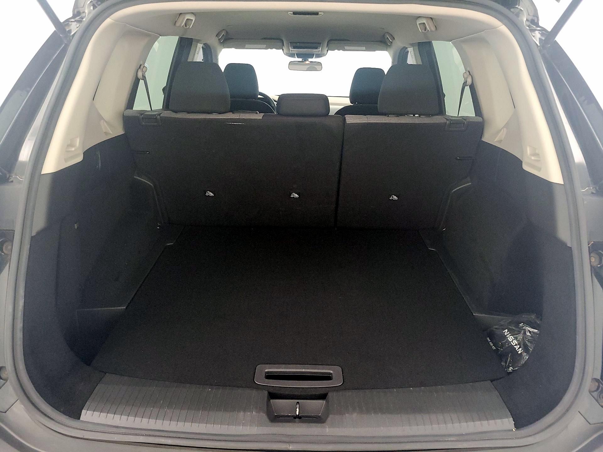 Thumbnail: 2022 Nissan Rogue - 20