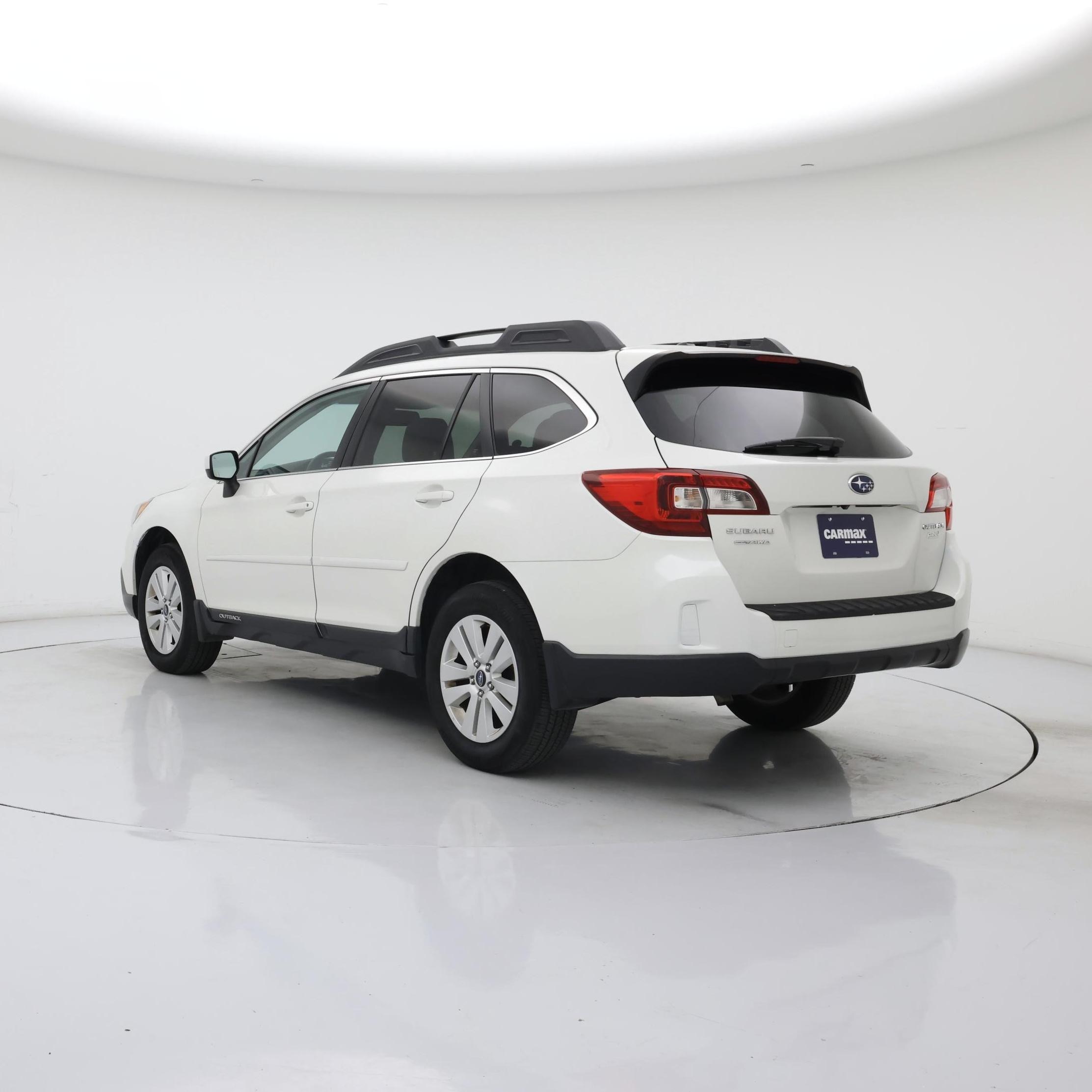 Thumbnail: 2015 Subaru Outback - 2