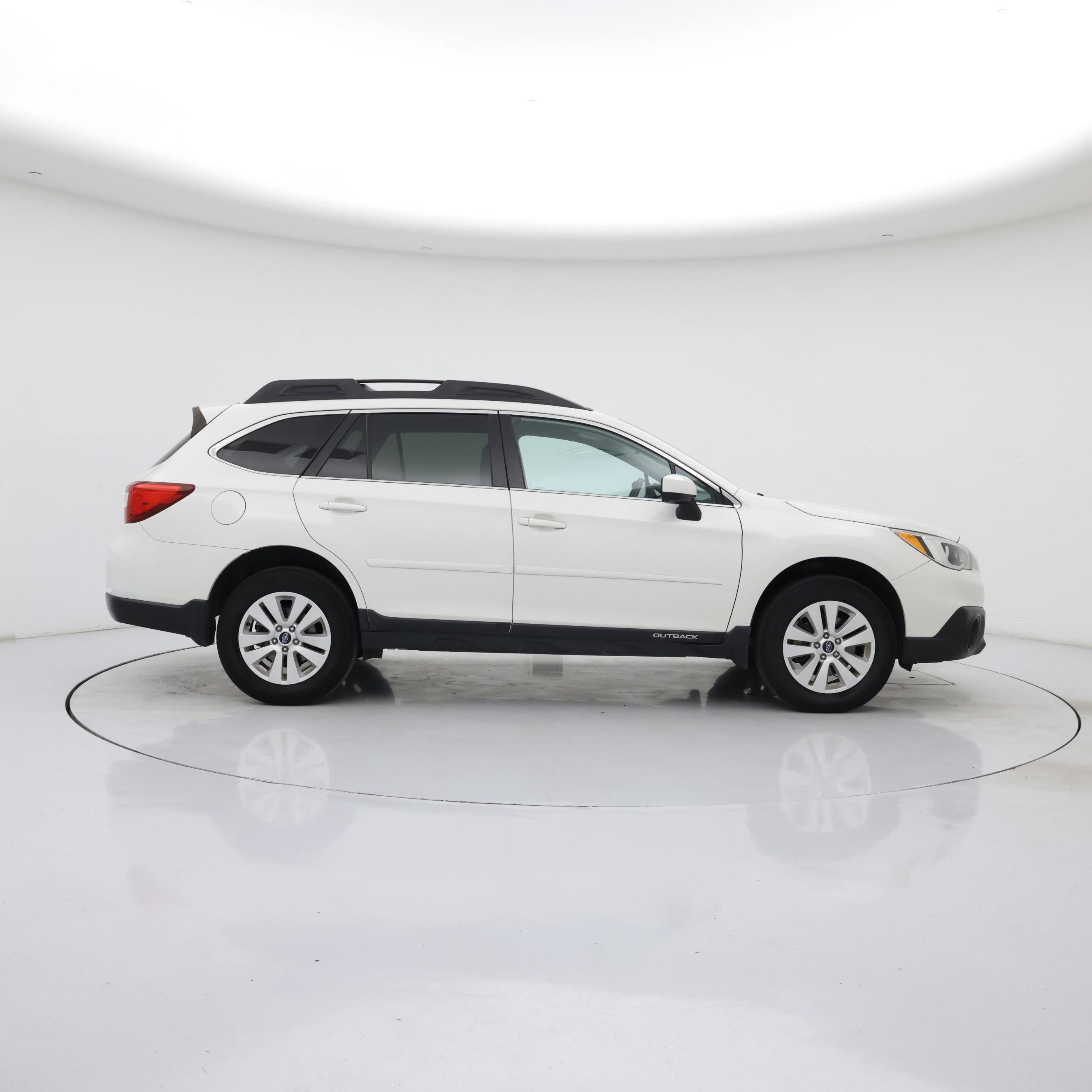 Thumbnail: 2015 Subaru Outback - 7