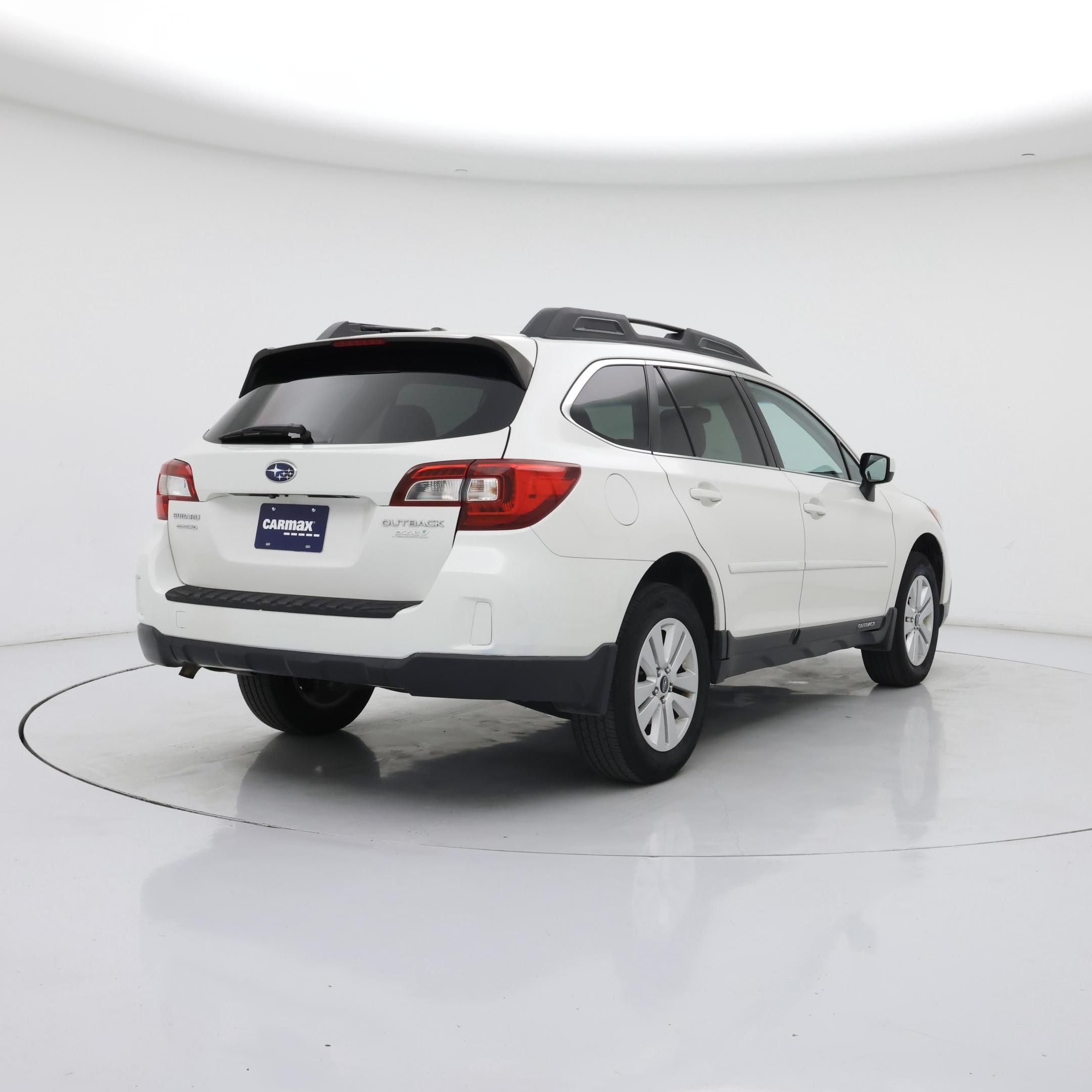 Thumbnail: 2015 Subaru Outback - 8