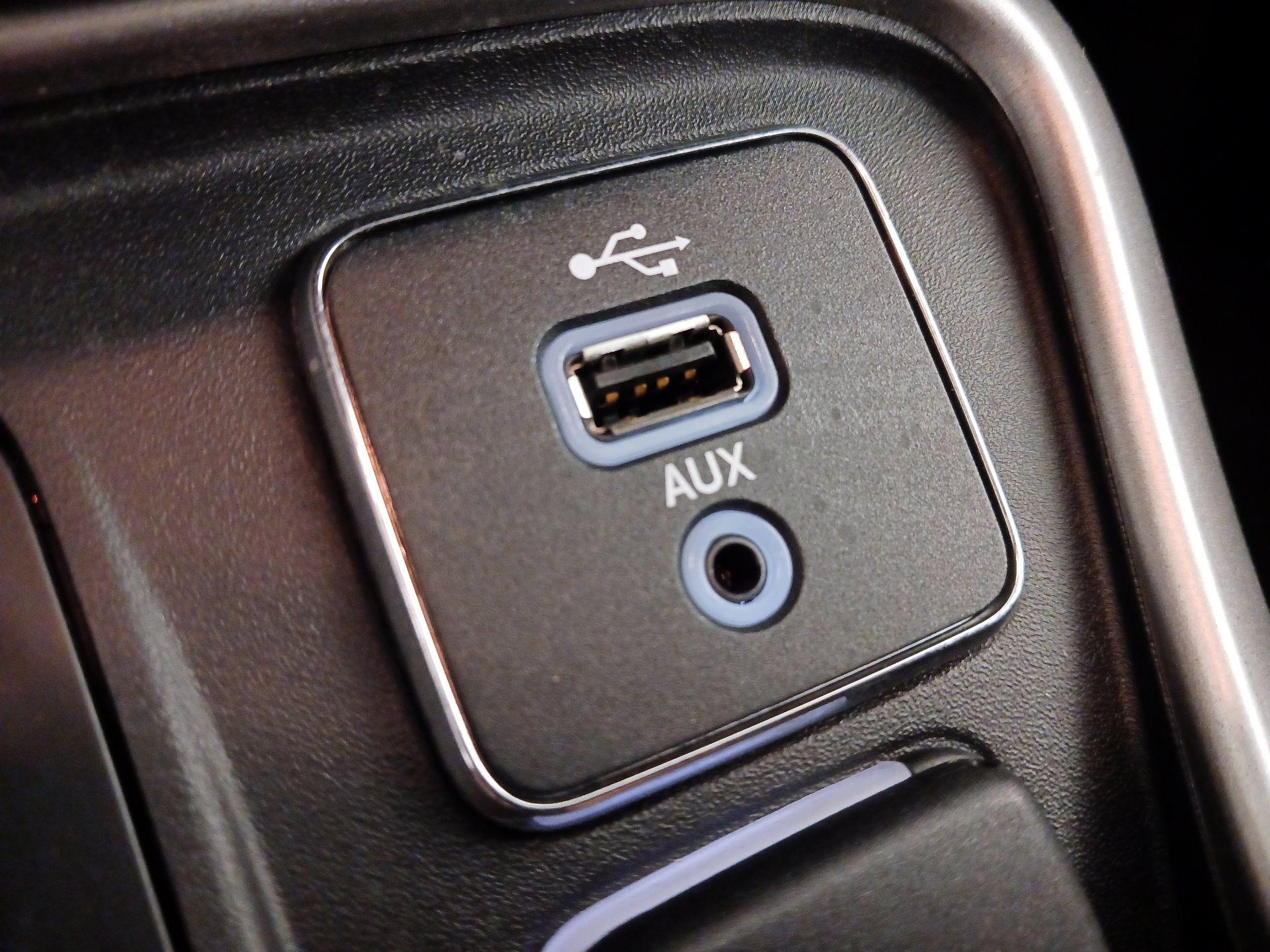 Thumbnail: 2017 Jeep Compass - 18