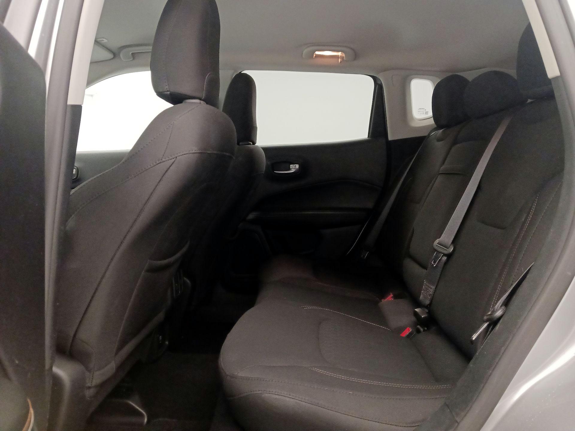 Thumbnail: 2017 Jeep Compass - 19