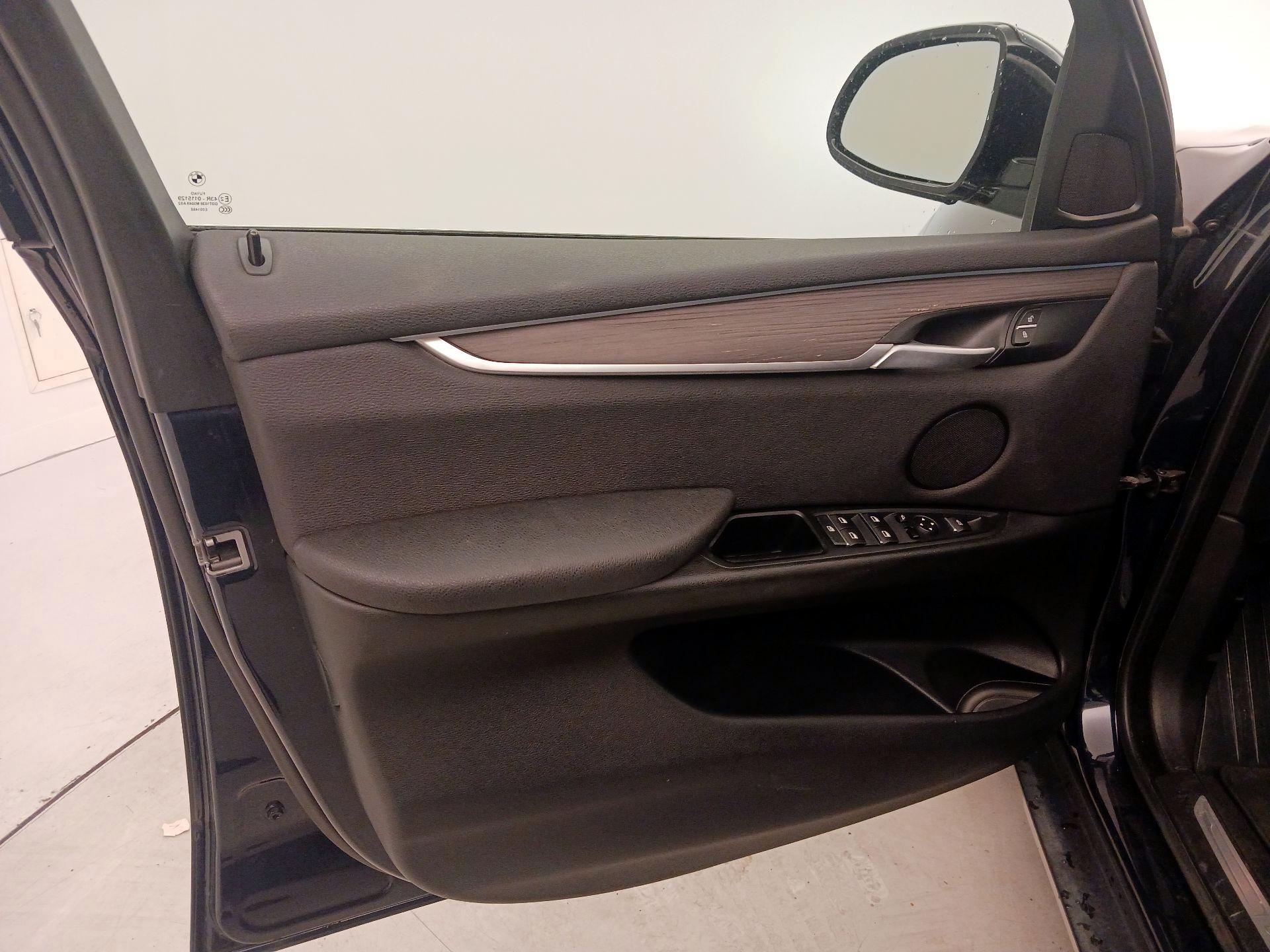 Thumbnail: 2017 BMW X5 - 12