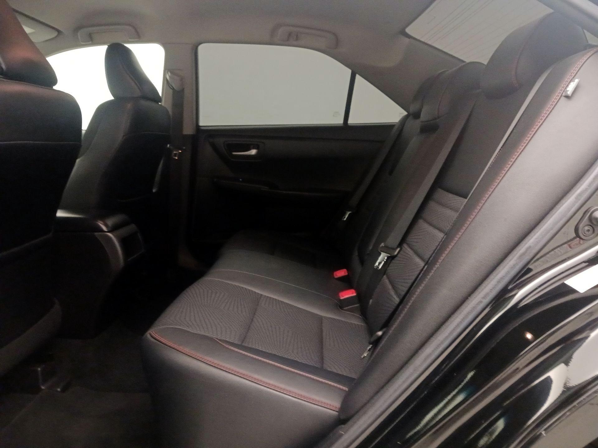 Thumbnail: 2017 Toyota Camry - 19