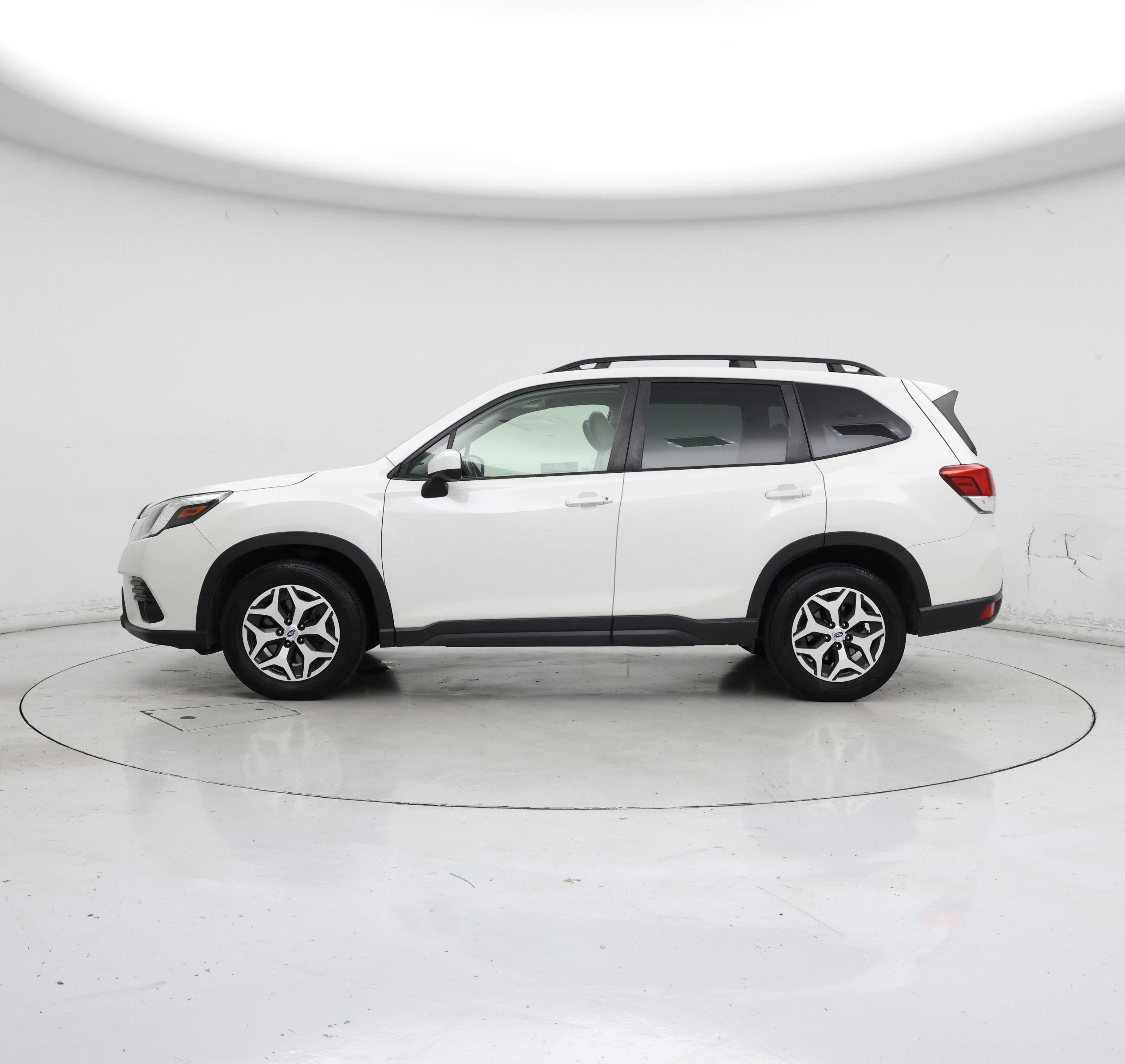 Thumbnail: 2022 Subaru Forester - 3