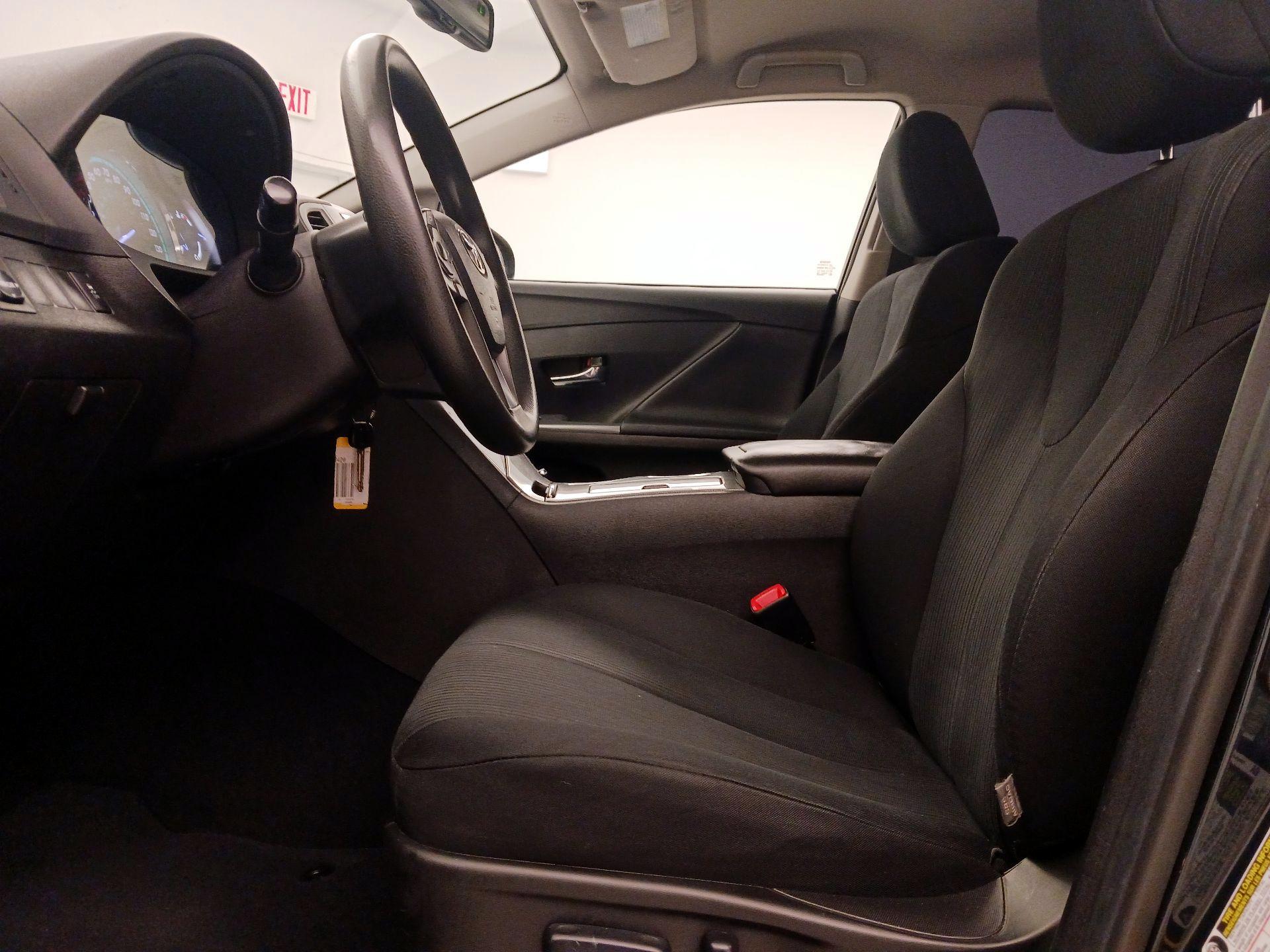 Thumbnail: 2015 Toyota Venza - 11