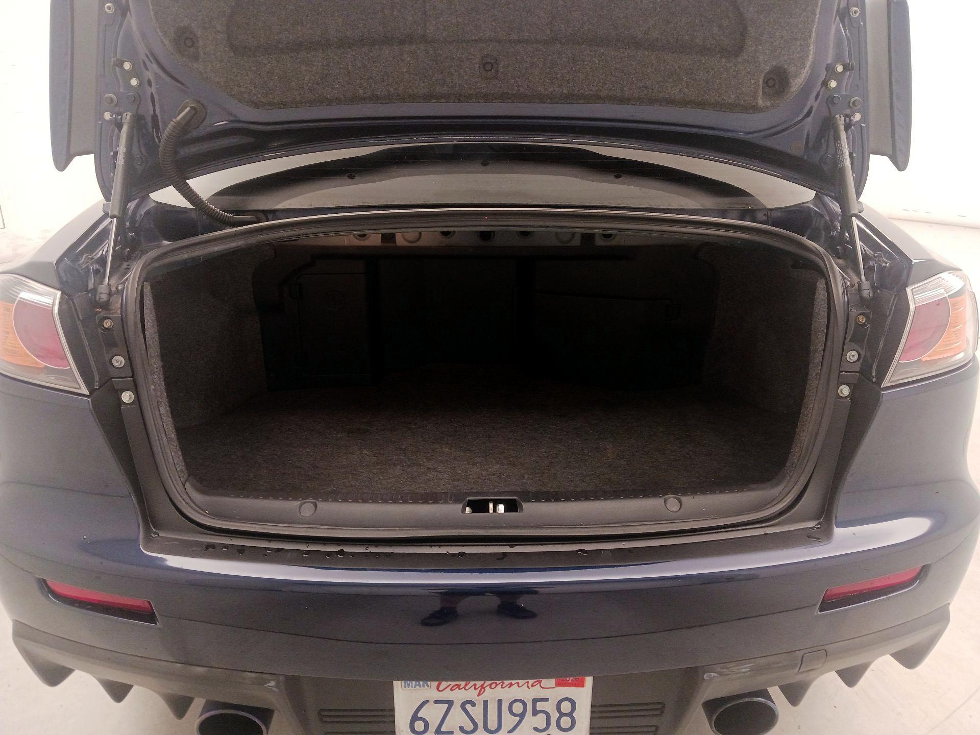 Thumbnail: 2013 Mitsubishi Lancer - 18