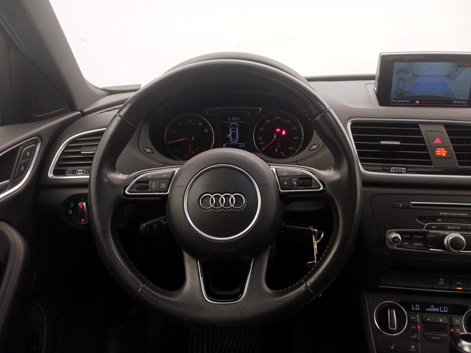 Thumbnail: 2018 Audi Q3 - 10
