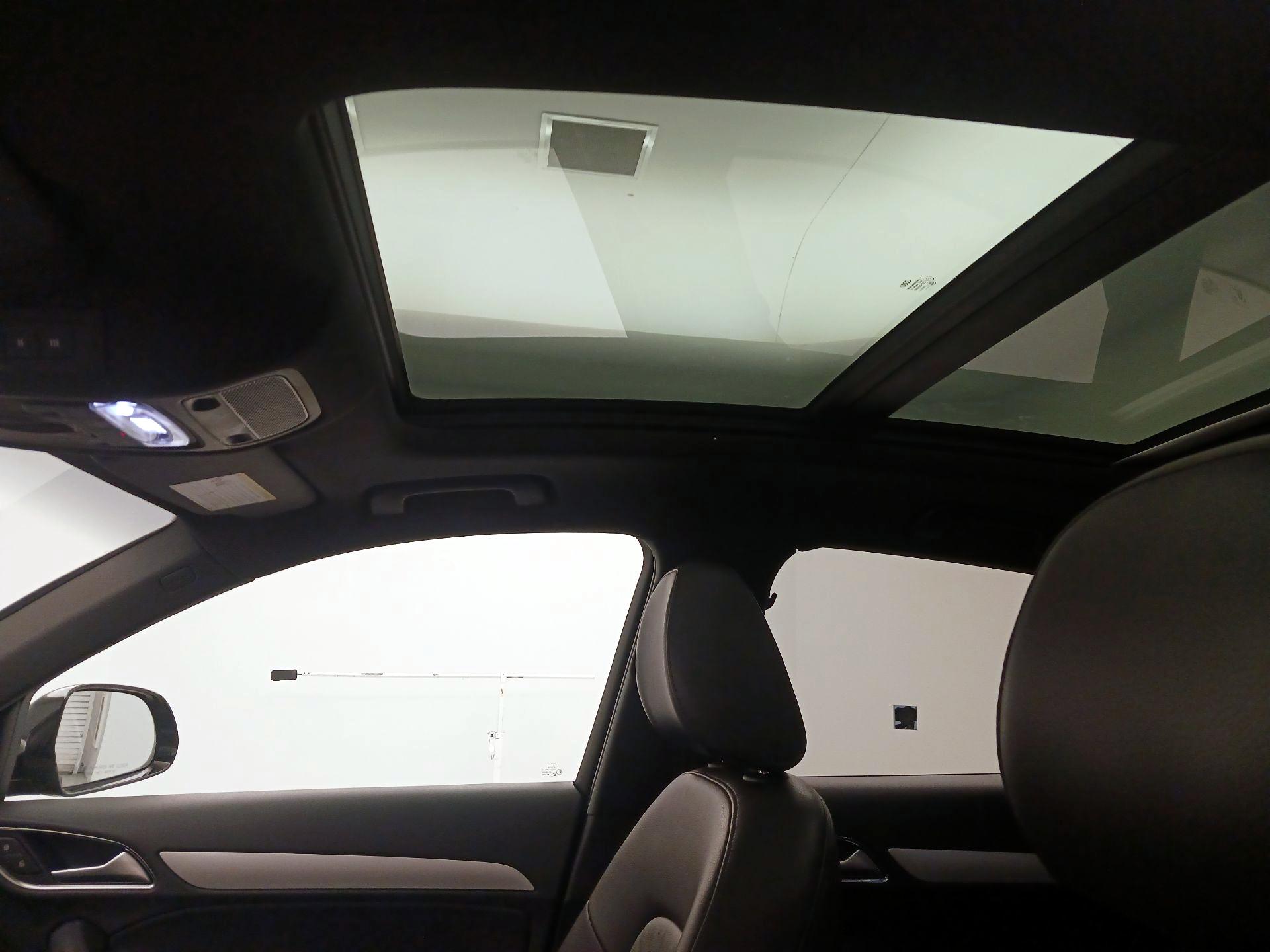 Thumbnail: 2018 Audi Q3 - 18