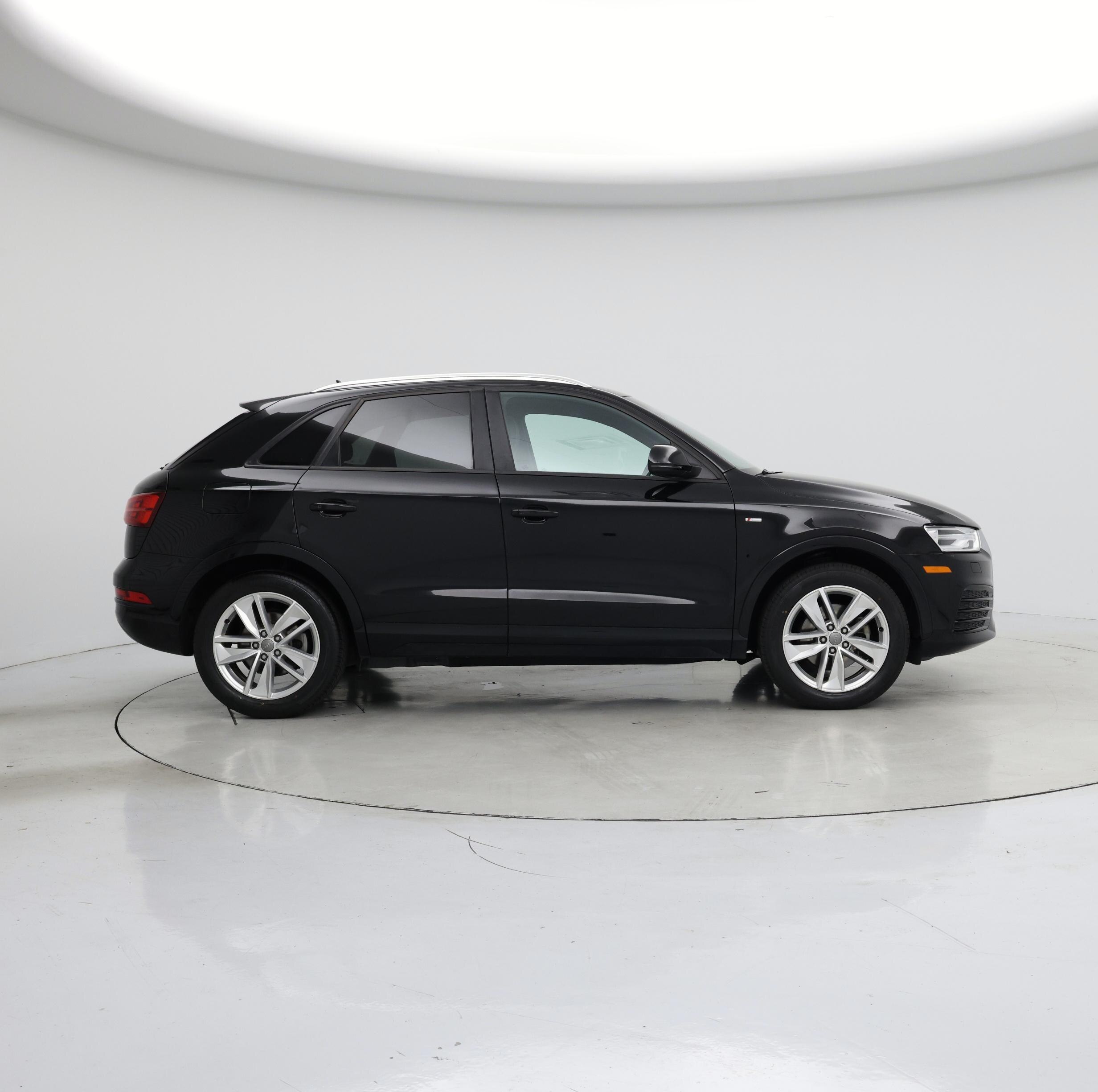Thumbnail: 2018 Audi Q3 - 7